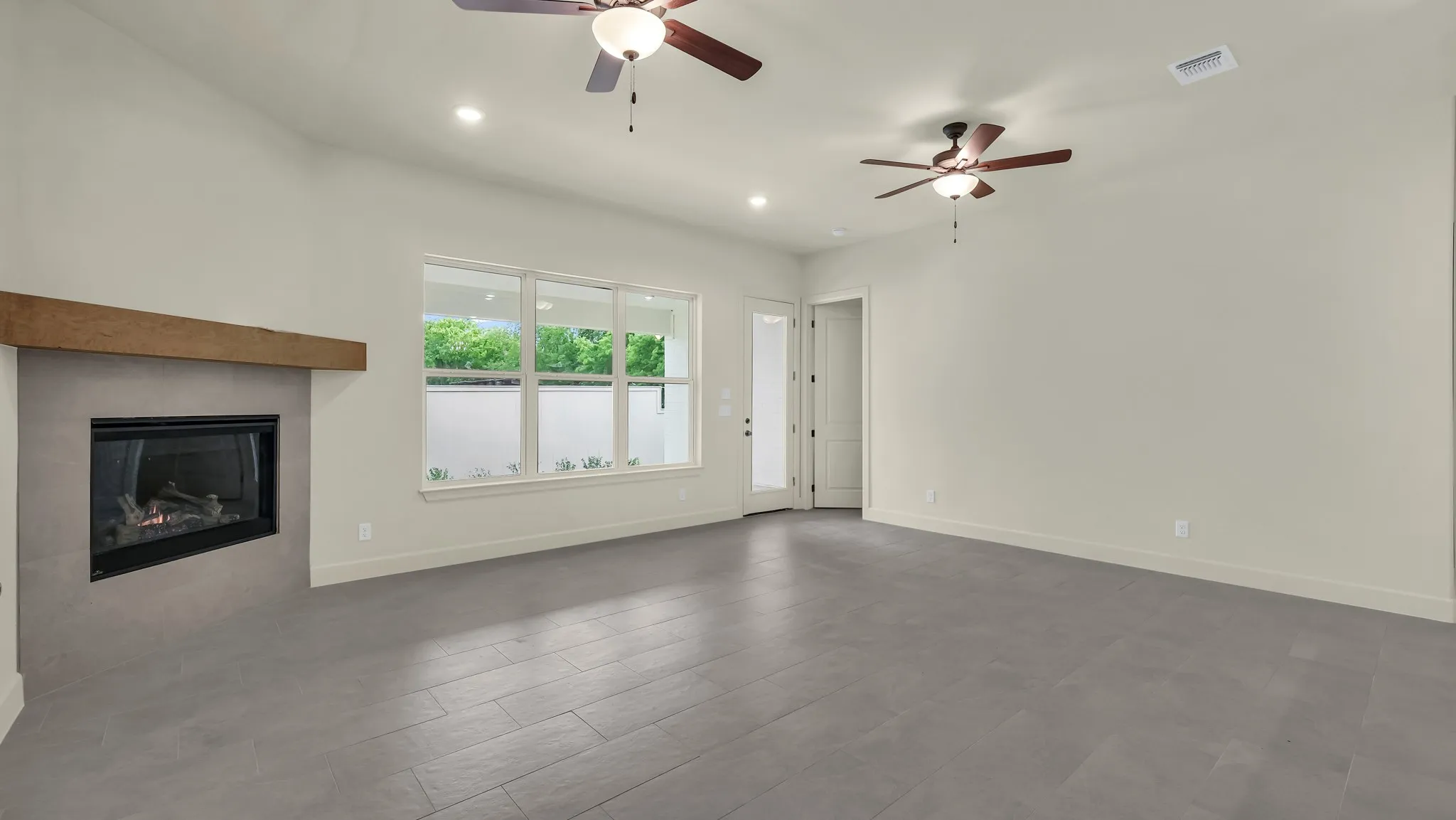 Single Family Residence For Sale in Parker County , 208 Park Villa Lane, Aledo, Texas 76008, 4 Bedroom, 3 Bathroom, 2 Garage spaces, 2,878 Sqft, built in 2026, mls#21359736, Real Estate Agent in Aledo, Homes For Sale in Parker county, Homes For Sale in Aledo, Realtor in Aledo Texas, Real Estate Brokerage Independent Realty Texas, Luminita Cordes Realtor