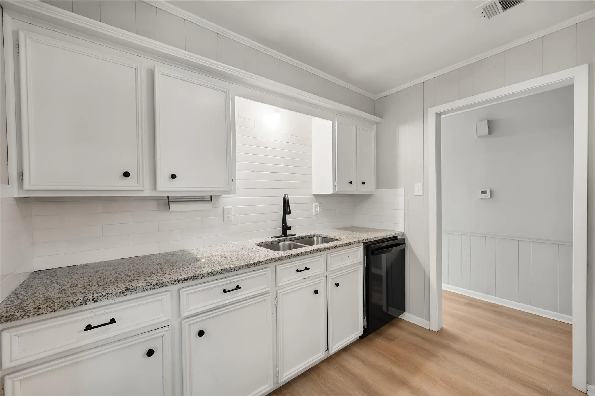 Single Family Residence For Rent in Navarro County , 2604 Fairmont Circle, Corsicana, Texas 75110, 3 Bedroom, 2 Bathroom, 2 Garage spaces, 1,633 Sqft, built in 1975, mls#21359289, Real Estate Agent in Corsicana, Homes For Rent in Navarro county, Homes For Rent in Corsicana, Realtor in Corsicana Texas, Real Estate Brokerage Independent Realty Texas, Luminita Cordes Realtor