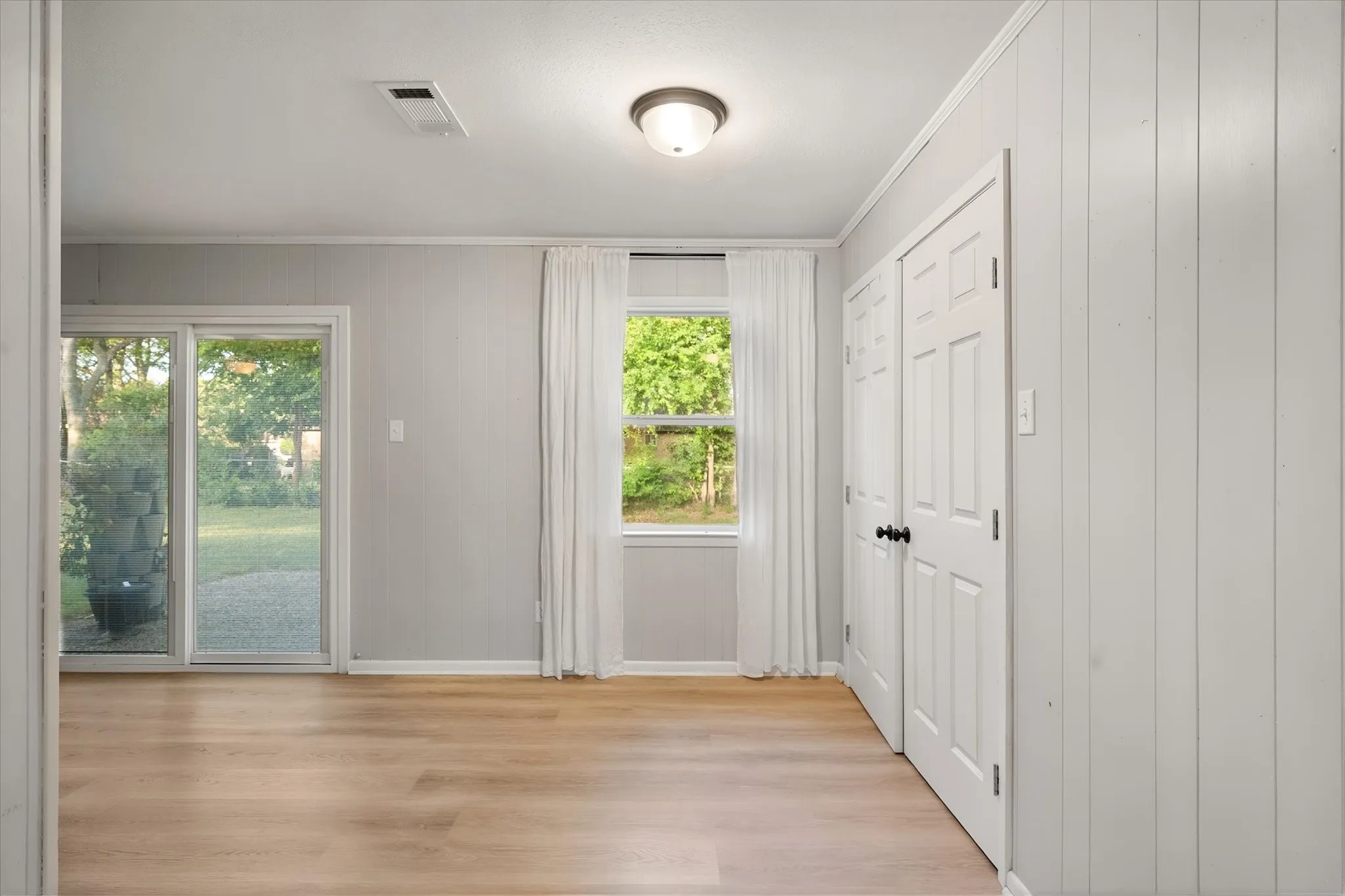 Single Family Residence For Rent in Navarro County , 2604 Fairmont Circle, Corsicana, Texas 75110, 3 Bedroom, 2 Bathroom, 2 Garage spaces, 1,633 Sqft, built in 1975, mls#21359289, Real Estate Agent in Corsicana, Homes For Rent in Navarro county, Homes For Rent in Corsicana, Realtor in Corsicana Texas, Real Estate Brokerage Independent Realty Texas, Luminita Cordes Realtor