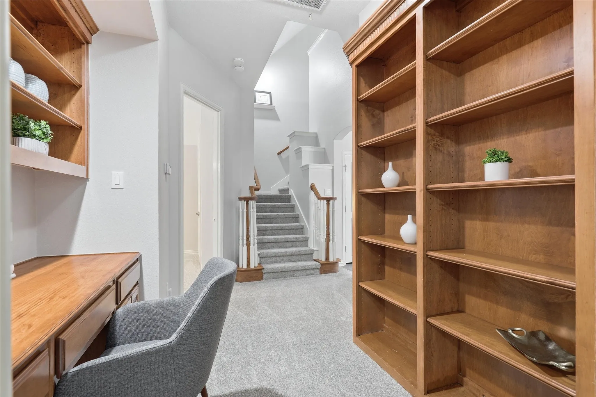 Second office or Study area just outside Bedrooms #3 and #4. Great for kids study area.