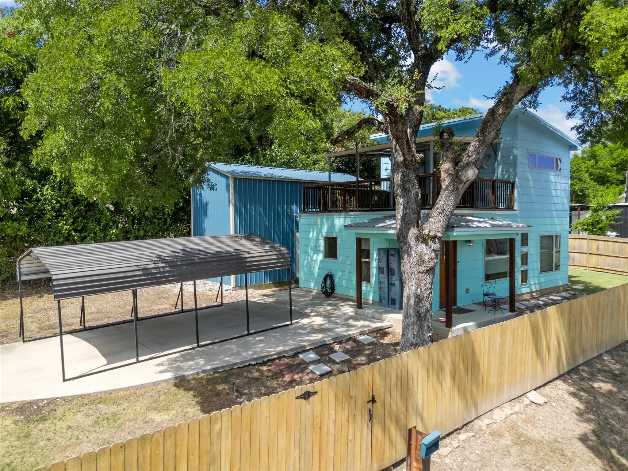 Single Family Residence For Sale in Mc Lennan County , 1501 Burnett Avenue, Waco, Texas 76706, 2 Bedroom, 2 Bathroom, 1 Garage spaces, 943 Sqft, built in 2019, mls#21358841, Real Estate Agent in Waco, Homes For Sale in Mc Lennan county, Homes For Sale in Waco, Realtor in Waco Texas, Real Estate Brokerage Independent Realty Texas, Luminita Cordes Realtor