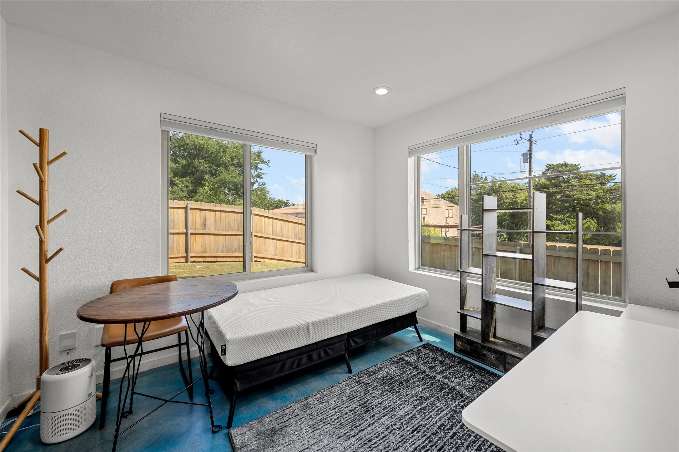 Single Family Residence For Sale in Mc Lennan County , 1501 Burnett Avenue, Waco, Texas 76706, 2 Bedroom, 2 Bathroom, 1 Garage spaces, 943 Sqft, built in 2019, mls#21358841, Real Estate Agent in Waco, Homes For Sale in Mc Lennan county, Homes For Sale in Waco, Realtor in Waco Texas, Real Estate Brokerage Independent Realty Texas, Luminita Cordes Realtor