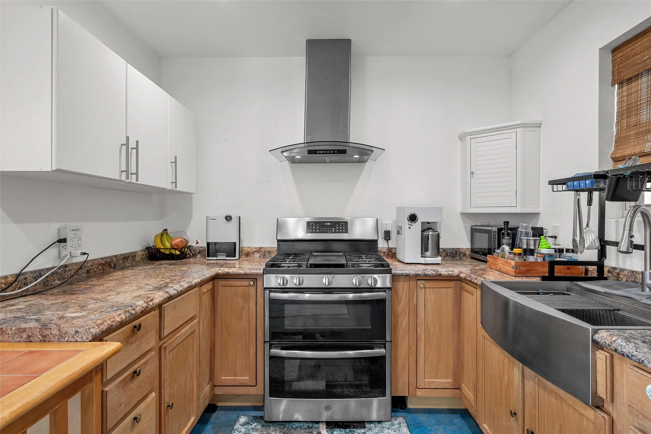 Single Family Residence For Sale in Mc Lennan County , 1501 Burnett Avenue, Waco, Texas 76706, 2 Bedroom, 2 Bathroom, 1 Garage spaces, 943 Sqft, built in 2019, mls#21358841, Real Estate Agent in Waco, Homes For Sale in Mc Lennan county, Homes For Sale in Waco, Realtor in Waco Texas, Real Estate Brokerage Independent Realty Texas, Luminita Cordes Realtor