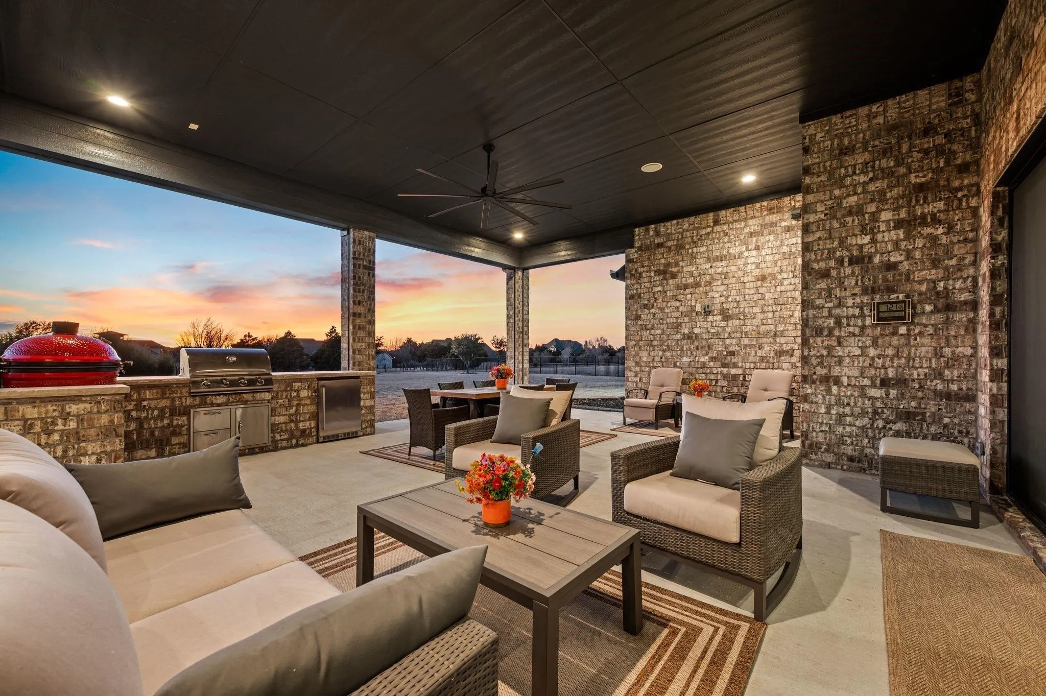 Single Family Residence For Sale in Collin County , 4415 American Pharoah Way, Celina, Texas 75009, 4 Bedroom, 5 Bathroom, 5 Garage spaces, 3,811 Sqft, built in 2021, mls#21355750, Real Estate Agent in Celina, Homes For Sale in Collin county, Homes For Sale in Celina, Realtor in Celina Texas, Real Estate Brokerage Independent Realty Texas, Luminita Cordes Realtor