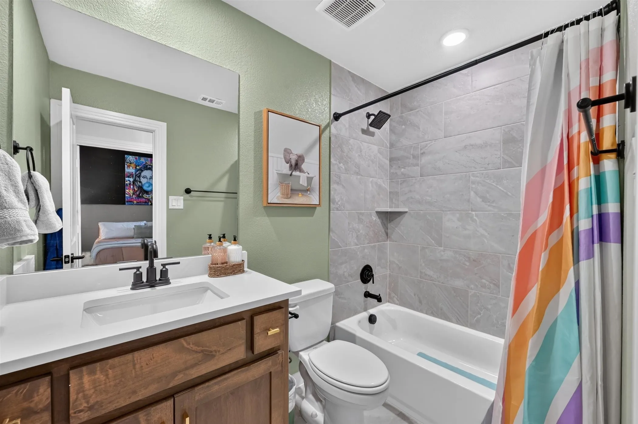 Townhouse For Sale in Parker County , 2205 Wayfield Lane, Fort Worth, Texas 76008, 3 Bedroom, 3 Bathroom, 2 Garage spaces, 1,849 Sqft, built in 2025, mls#21359744, Real Estate Agent in Fort Worth, Homes For Sale in Parker county, Homes For Sale in Fort Worth, Realtor in Fort Worth Texas, Real Estate Brokerage Independent Realty Texas, Luminita Cordes Realtor