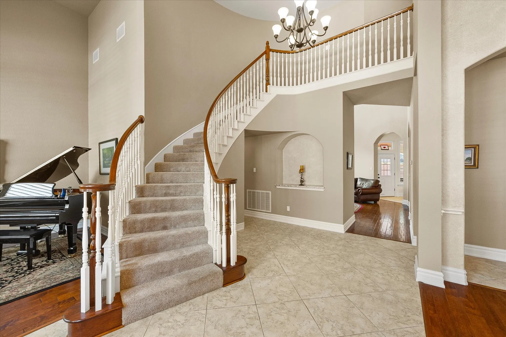 Single Family Residence For Sale in Collin County , 4512 Jenkins Drive, Plano, Texas 75024, 4 Bedroom, 4 Bathroom, 4 Garage spaces, 3,415 Sqft, built in 1997, mls#21351480, Real Estate Agent in Plano, Homes For Sale in Collin county, Homes For Sale in Plano, Realtor in Plano Texas, Real Estate Brokerage Independent Realty Texas, Luminita Cordes Realtor