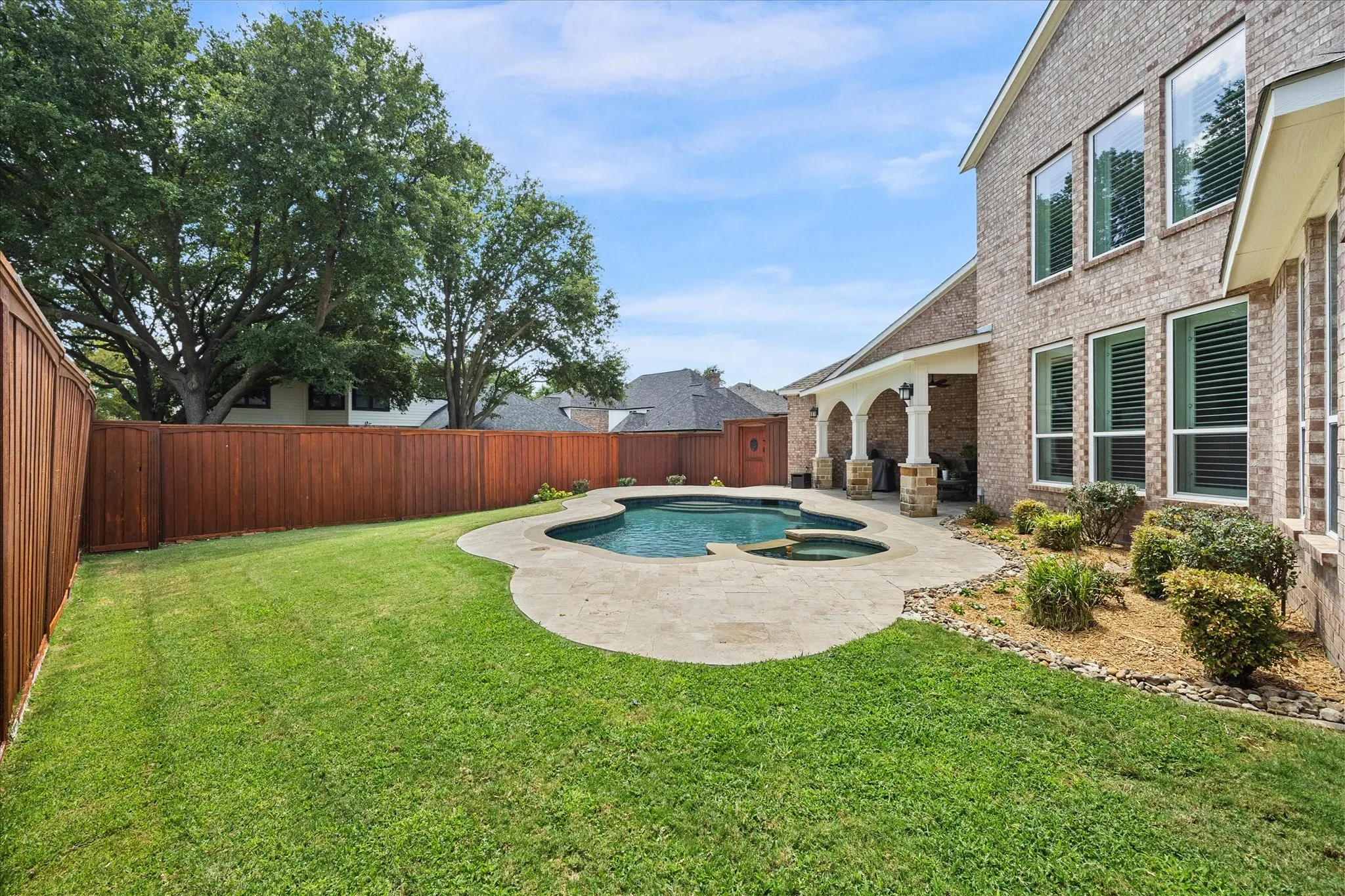 Single Family Residence For Sale in Collin County , 4512 Jenkins Drive, Plano, Texas 75024, 4 Bedroom, 4 Bathroom, 4 Garage spaces, 3,415 Sqft, built in 1997, mls#21351480, Real Estate Agent in Plano, Homes For Sale in Collin county, Homes For Sale in Plano, Realtor in Plano Texas, Real Estate Brokerage Independent Realty Texas, Luminita Cordes Realtor