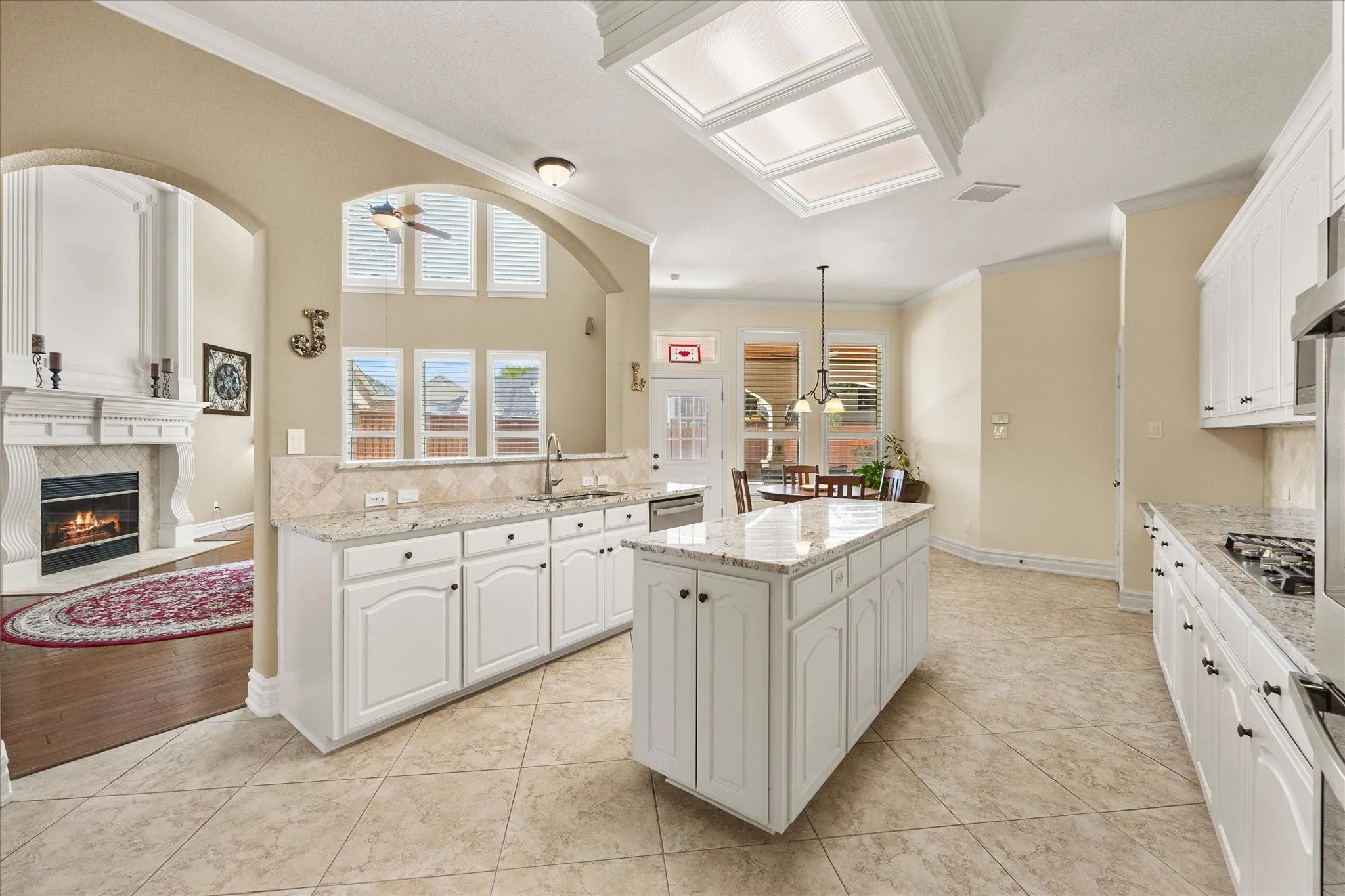 Single Family Residence For Sale in Collin County , 4512 Jenkins Drive, Plano, Texas 75024, 4 Bedroom, 4 Bathroom, 4 Garage spaces, 3,415 Sqft, built in 1997, mls#21351480, Real Estate Agent in Plano, Homes For Sale in Collin county, Homes For Sale in Plano, Realtor in Plano Texas, Real Estate Brokerage Independent Realty Texas, Luminita Cordes Realtor