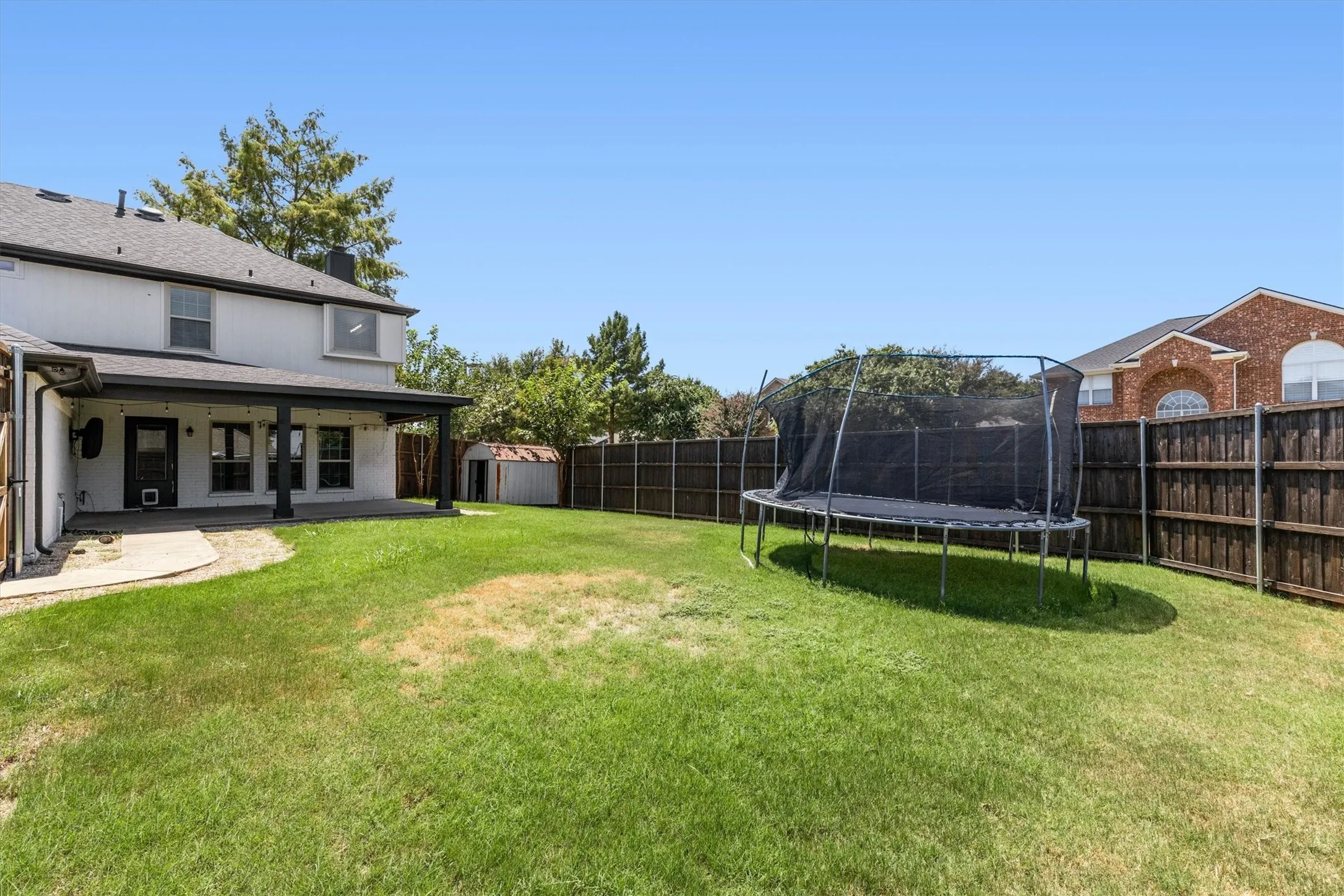 Single Family Residence For Sale in Collin County , 1332 Marwood Drive, Allen, Texas 75013, 4 Bedroom, 3 Bathroom, 2 Garage spaces, 2,274 Sqft, built in 2000, mls#21359602, Real Estate Agent in Allen, Homes For Sale in Collin county, Homes For Sale in Allen, Realtor in Allen Texas, Real Estate Brokerage Independent Realty Texas, Luminita Cordes Realtor
