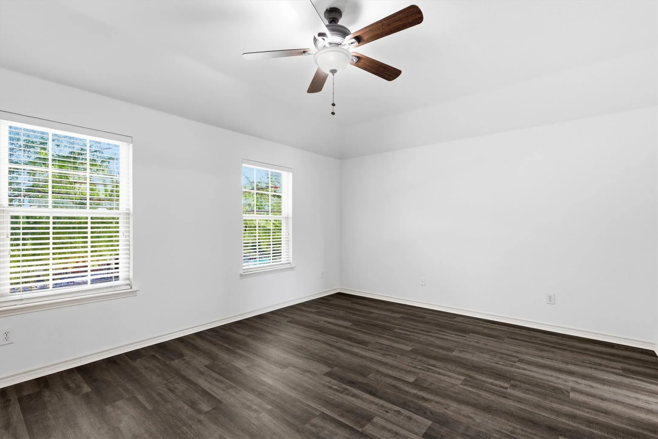 Single Family Residence For Sale in Collin County , 1332 Marwood Drive, Allen, Texas 75013, 4 Bedroom, 3 Bathroom, 2 Garage spaces, 2,274 Sqft, built in 2000, mls#21359602, Real Estate Agent in Allen, Homes For Sale in Collin county, Homes For Sale in Allen, Realtor in Allen Texas, Real Estate Brokerage Independent Realty Texas, Luminita Cordes Realtor