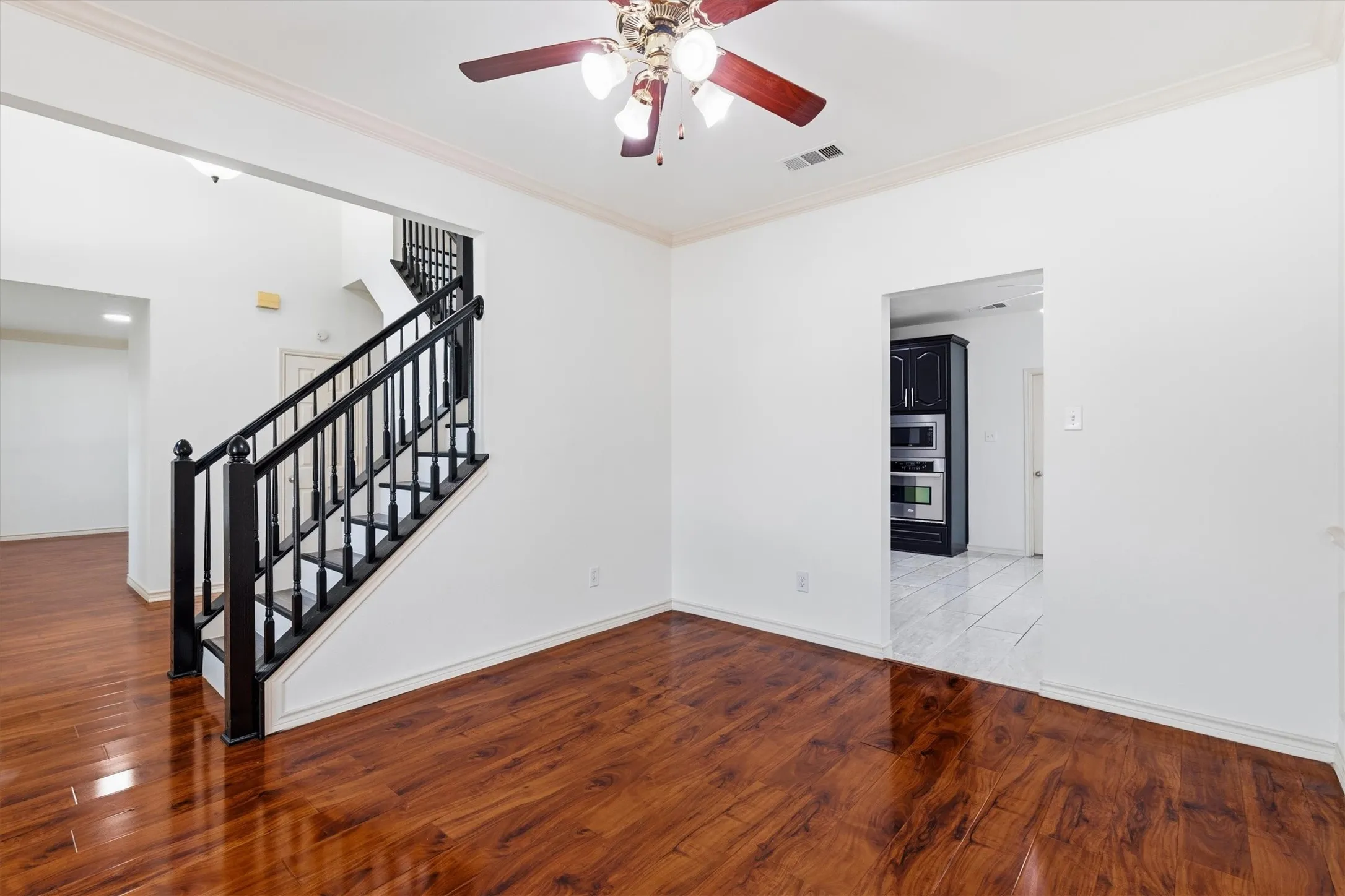 Single Family Residence For Sale in Collin County , 1332 Marwood Drive, Allen, Texas 75013, 4 Bedroom, 3 Bathroom, 2 Garage spaces, 2,274 Sqft, built in 2000, mls#21359602, Real Estate Agent in Allen, Homes For Sale in Collin county, Homes For Sale in Allen, Realtor in Allen Texas, Real Estate Brokerage Independent Realty Texas, Luminita Cordes Realtor