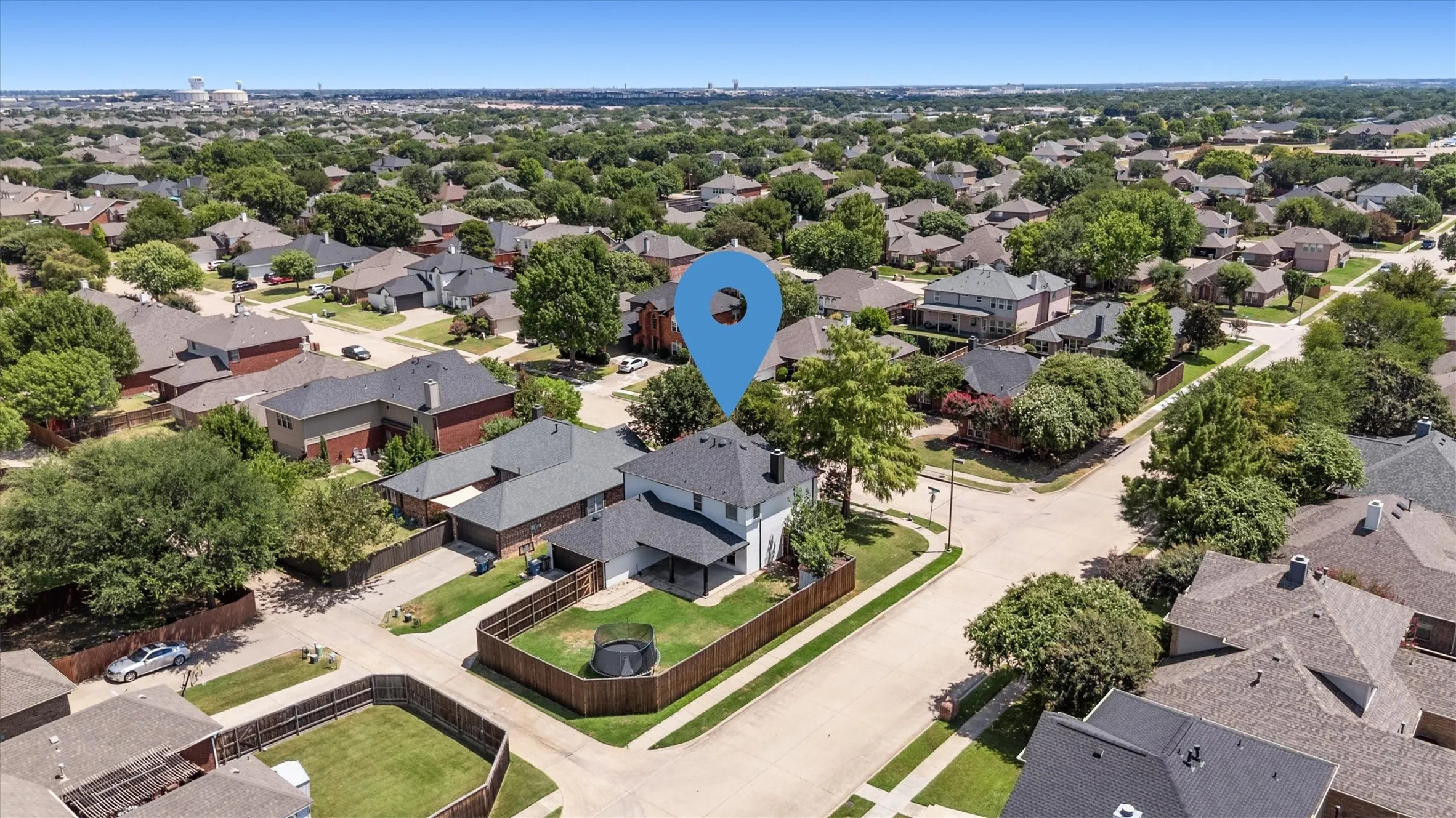 Single Family Residence For Sale in Collin County , 1332 Marwood Drive, Allen, Texas 75013, 4 Bedroom, 3 Bathroom, 2 Garage spaces, 2,274 Sqft, built in 2000, mls#21359602, Real Estate Agent in Allen, Homes For Sale in Collin county, Homes For Sale in Allen, Realtor in Allen Texas, Real Estate Brokerage Independent Realty Texas, Luminita Cordes Realtor
