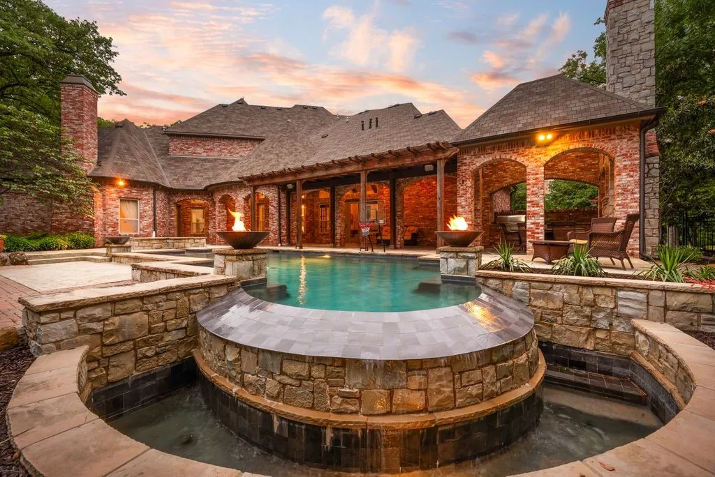 Single Family Residence For Sale in Tarrant County , 1851 Beam Drive, Southlake, Texas 76092, 5 Bedroom, 6 Bathroom, 4 Garage spaces, 6,115 Sqft, built in 2008, mls#21359752, Real Estate Agent in Southlake, Homes For Sale in Tarrant county, Homes For Sale in Southlake, Realtor in Southlake Texas, Real Estate Brokerage Independent Realty Texas, Luminita Cordes Realtor