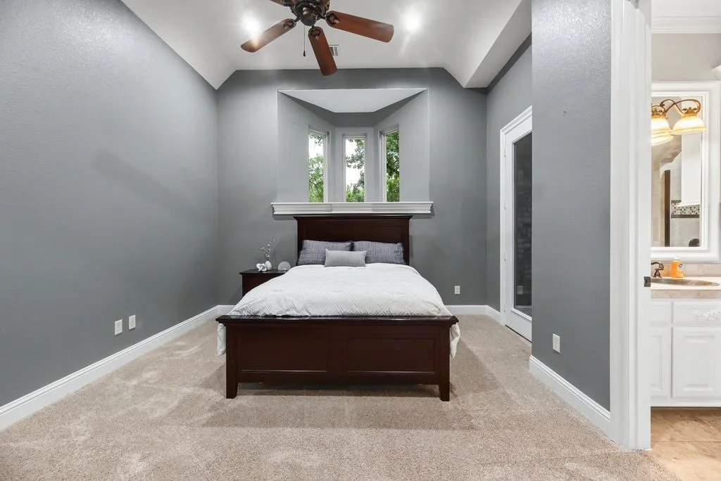Single Family Residence For Sale in Tarrant County , 1851 Beam Drive, Southlake, Texas 76092, 5 Bedroom, 6 Bathroom, 4 Garage spaces, 6,115 Sqft, built in 2008, mls#21359752, Real Estate Agent in Southlake, Homes For Sale in Tarrant county, Homes For Sale in Southlake, Realtor in Southlake Texas, Real Estate Brokerage Independent Realty Texas, Luminita Cordes Realtor