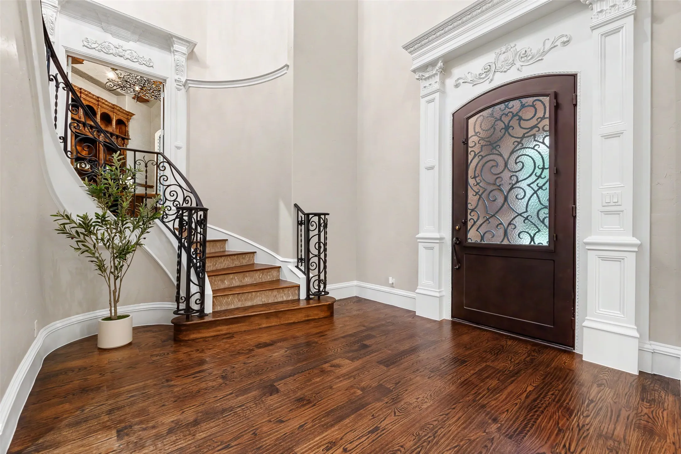 Single Family Residence For Sale in Tarrant County , 1851 Beam Drive, Southlake, Texas 76092, 5 Bedroom, 6 Bathroom, 4 Garage spaces, 6,115 Sqft, built in 2008, mls#21359752, Real Estate Agent in Southlake, Homes For Sale in Tarrant county, Homes For Sale in Southlake, Realtor in Southlake Texas, Real Estate Brokerage Independent Realty Texas, Luminita Cordes Realtor
