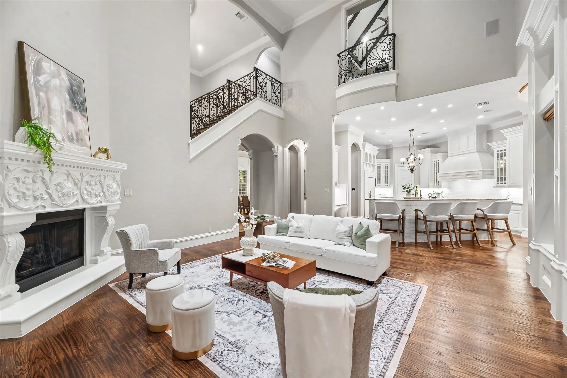Single Family Residence For Sale in Tarrant County , 1851 Beam Drive, Southlake, Texas 76092, 5 Bedroom, 6 Bathroom, 4 Garage spaces, 6,115 Sqft, built in 2008, mls#21359752, Real Estate Agent in Southlake, Homes For Sale in Tarrant county, Homes For Sale in Southlake, Realtor in Southlake Texas, Real Estate Brokerage Independent Realty Texas, Luminita Cordes Realtor
