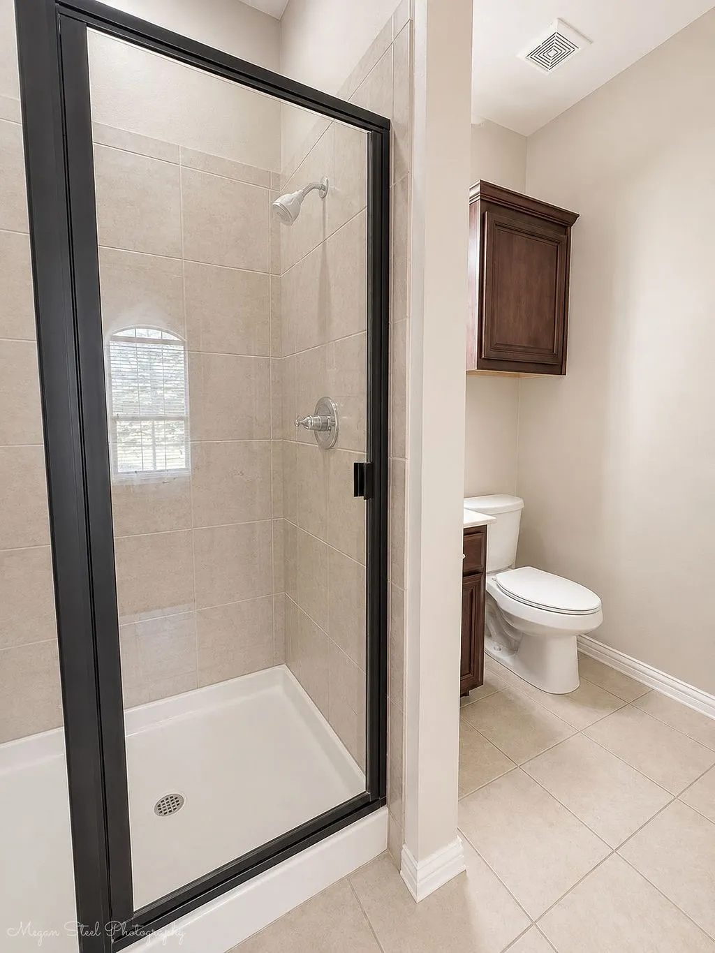 Single Family Residence For Sale in Parker County , 1533 Salado Trail, Weatherford, Texas 76087, 4 Bedroom, 3 Bathroom, 2 Garage spaces, 2,193 Sqft, built in 2013, mls#21358403, Real Estate Agent in Weatherford, Homes For Sale in Parker county, Homes For Sale in Weatherford, Realtor in Weatherford Texas, Real Estate Brokerage Independent Realty Texas, Luminita Cordes Realtor