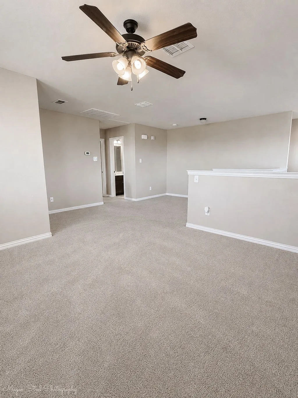 Single Family Residence For Sale in Parker County , 1533 Salado Trail, Weatherford, Texas 76087, 4 Bedroom, 3 Bathroom, 2 Garage spaces, 2,193 Sqft, built in 2013, mls#21358403, Real Estate Agent in Weatherford, Homes For Sale in Parker county, Homes For Sale in Weatherford, Realtor in Weatherford Texas, Real Estate Brokerage Independent Realty Texas, Luminita Cordes Realtor