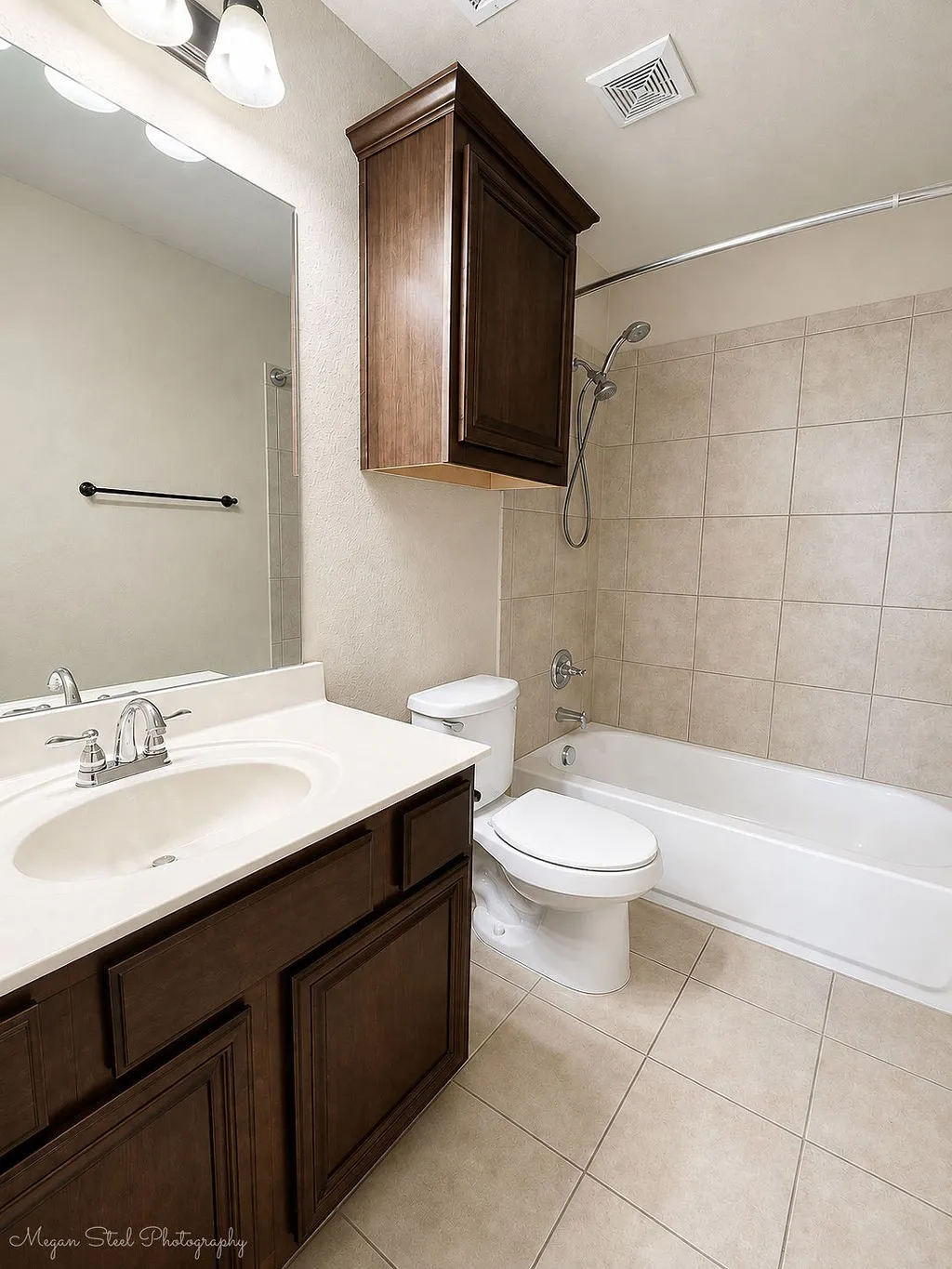 Single Family Residence For Sale in Parker County , 1533 Salado Trail, Weatherford, Texas 76087, 4 Bedroom, 3 Bathroom, 2 Garage spaces, 2,193 Sqft, built in 2013, mls#21358403, Real Estate Agent in Weatherford, Homes For Sale in Parker county, Homes For Sale in Weatherford, Realtor in Weatherford Texas, Real Estate Brokerage Independent Realty Texas, Luminita Cordes Realtor