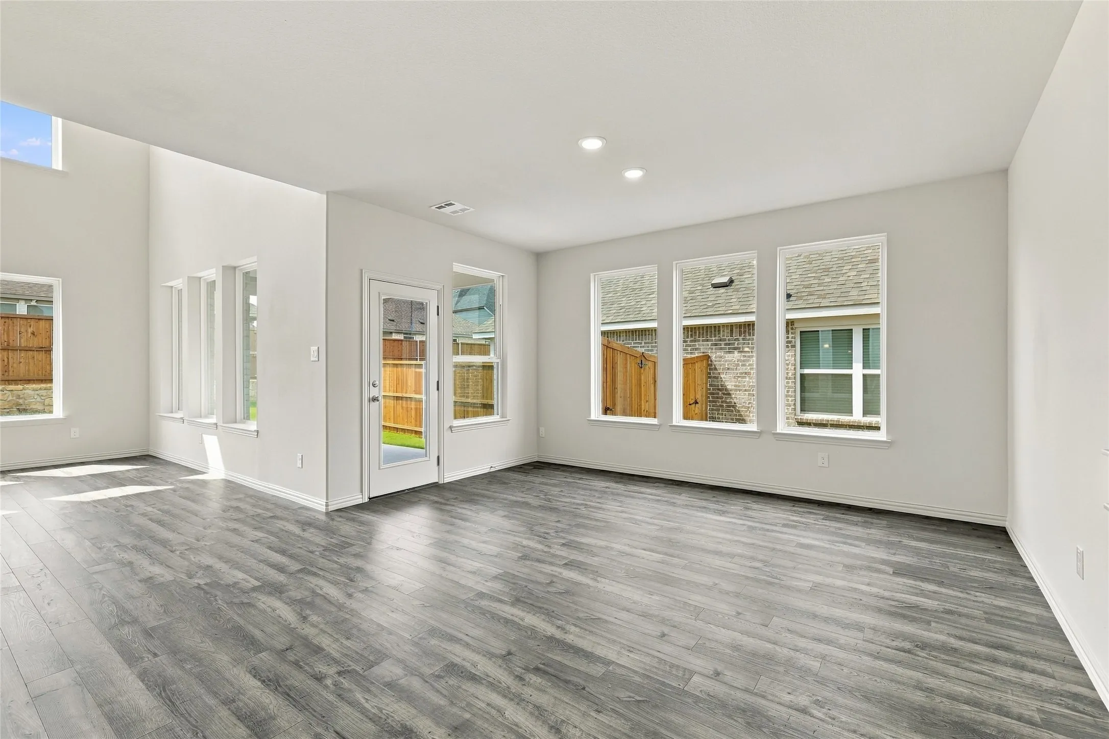 Single Family Residence For Sale in Denton County , 936 Alberta Spruce Road, Fort Worth, Texas 76247, 4 Bedroom, 4 Bathroom, 2 Garage spaces, 3,504 Sqft, built in 2026, mls#21359207, Real Estate Agent in Fort Worth, Homes For Sale in Denton county, Homes For Sale in Fort Worth, Realtor in Fort Worth Texas, Real Estate Brokerage Independent Realty Texas, Luminita Cordes Realtor