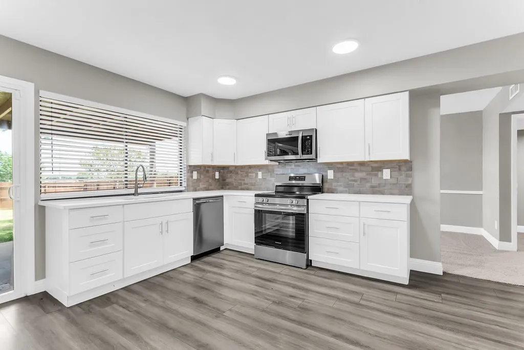 Single Family Residence For Rent in Denton County , 5264 Pruitt Drive, The Colony, Texas 75056, 3 Bedroom, 2 Bathroom, 2 Garage spaces, 1,881 Sqft, built in 1983, mls#21356626, Real Estate Agent in The Colony, Homes For Rent in Denton county, Homes For Rent in The Colony, Realtor in The Colony Texas, Real Estate Brokerage Independent Realty Texas, Luminita Cordes Realtor
