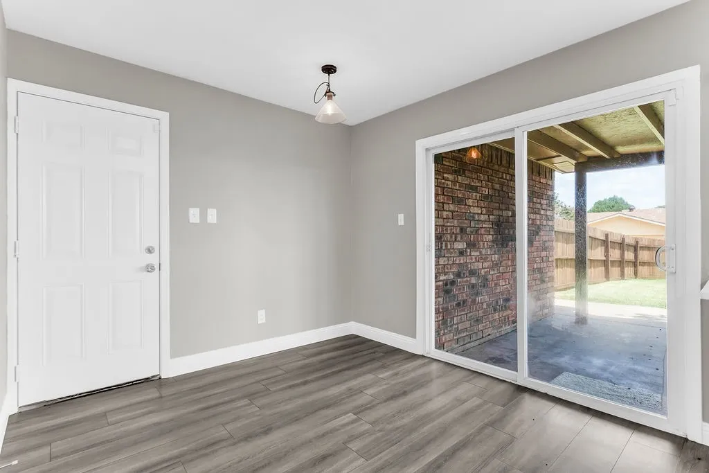 Single Family Residence For Rent in Denton County , 5264 Pruitt Drive, The Colony, Texas 75056, 3 Bedroom, 2 Bathroom, 2 Garage spaces, 1,881 Sqft, built in 1983, mls#21356626, Real Estate Agent in The Colony, Homes For Rent in Denton county, Homes For Rent in The Colony, Realtor in The Colony Texas, Real Estate Brokerage Independent Realty Texas, Luminita Cordes Realtor