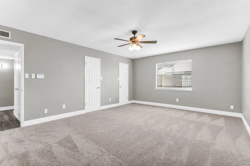 Single Family Residence For Rent in Denton County , 5264 Pruitt Drive, The Colony, Texas 75056, 3 Bedroom, 2 Bathroom, 2 Garage spaces, 1,881 Sqft, built in 1983, mls#21356626, Real Estate Agent in The Colony, Homes For Rent in Denton county, Homes For Rent in The Colony, Realtor in The Colony Texas, Real Estate Brokerage Independent Realty Texas, Luminita Cordes Realtor
