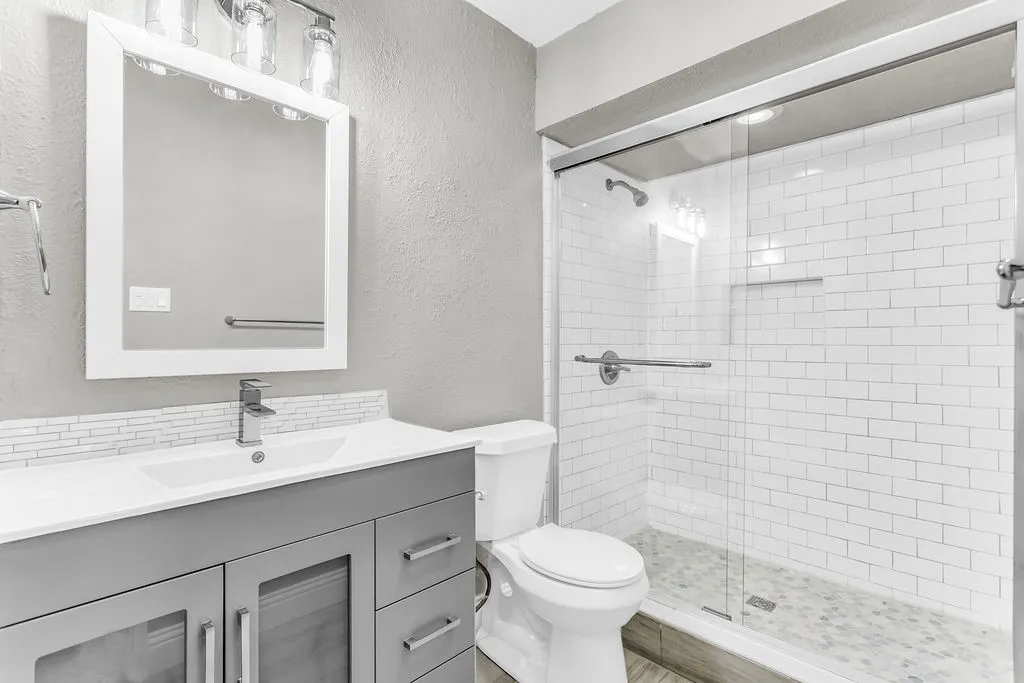 Single Family Residence For Rent in Denton County , 5264 Pruitt Drive, The Colony, Texas 75056, 3 Bedroom, 2 Bathroom, 2 Garage spaces, 1,881 Sqft, built in 1983, mls#21356626, Real Estate Agent in The Colony, Homes For Rent in Denton county, Homes For Rent in The Colony, Realtor in The Colony Texas, Real Estate Brokerage Independent Realty Texas, Luminita Cordes Realtor
