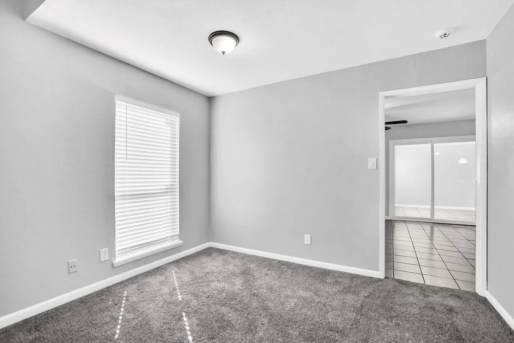 Single Family Residence For Rent in Denton County , 5613 Truitt Street, The Colony, Texas 75056, 3 Bedroom, 2 Bathroom, 2 Garage spaces, 1,711 Sqft, built in 1983, mls#21356520, Real Estate Agent in The Colony, Homes For Rent in Denton county, Homes For Rent in The Colony, Realtor in The Colony Texas, Real Estate Brokerage Independent Realty Texas, Luminita Cordes Realtor