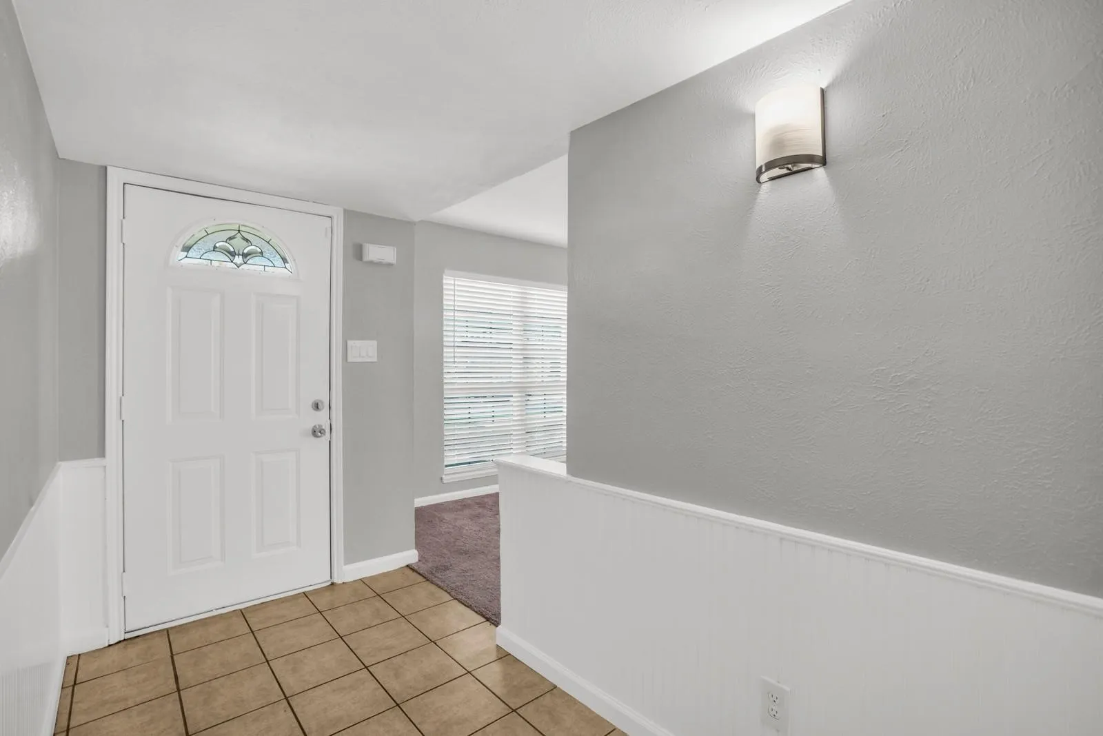 Single Family Residence For Rent in Denton County , 5613 Truitt Street, The Colony, Texas 75056, 3 Bedroom, 2 Bathroom, 2 Garage spaces, 1,711 Sqft, built in 1983, mls#21356520, Real Estate Agent in The Colony, Homes For Rent in Denton county, Homes For Rent in The Colony, Realtor in The Colony Texas, Real Estate Brokerage Independent Realty Texas, Luminita Cordes Realtor