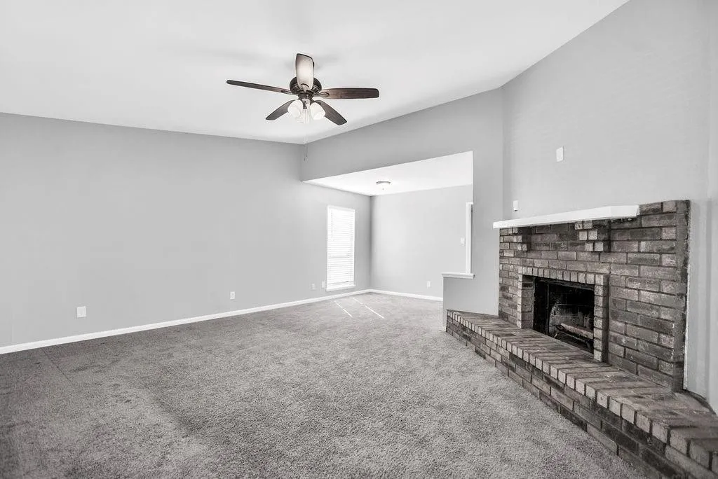 Single Family Residence For Rent in Denton County , 5613 Truitt Street, The Colony, Texas 75056, 3 Bedroom, 2 Bathroom, 2 Garage spaces, 1,711 Sqft, built in 1983, mls#21356520, Real Estate Agent in The Colony, Homes For Rent in Denton county, Homes For Rent in The Colony, Realtor in The Colony Texas, Real Estate Brokerage Independent Realty Texas, Luminita Cordes Realtor