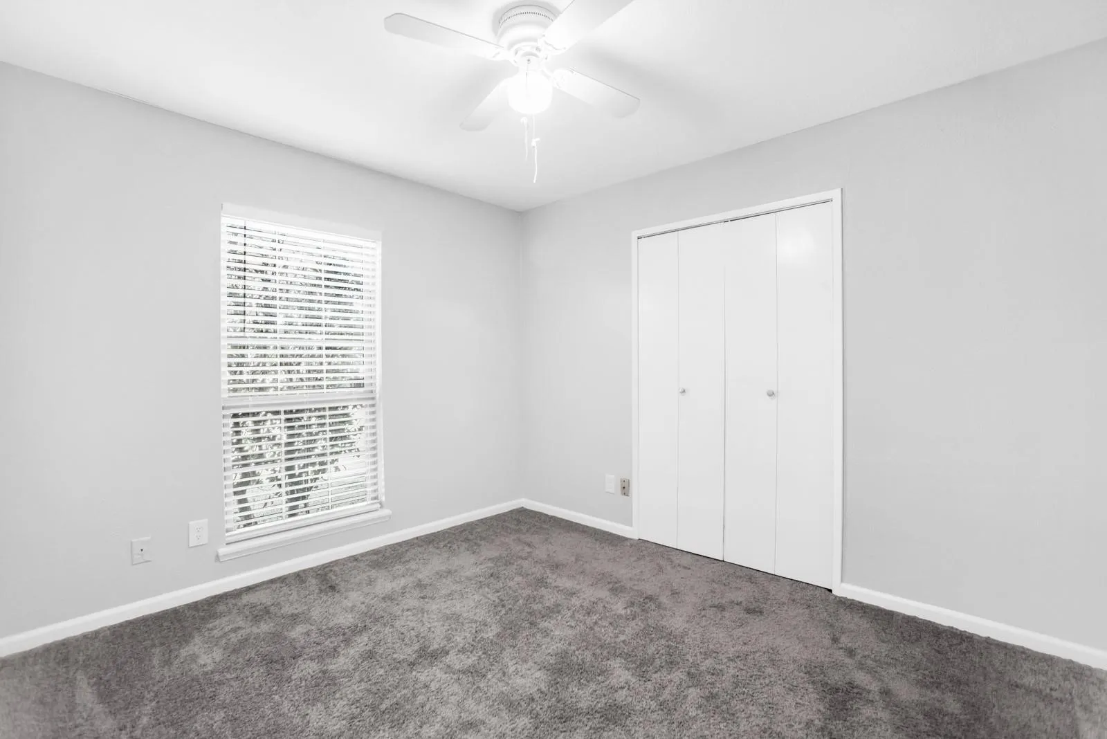 Single Family Residence For Rent in Denton County , 5613 Truitt Street, The Colony, Texas 75056, 3 Bedroom, 2 Bathroom, 2 Garage spaces, 1,711 Sqft, built in 1983, mls#21356520, Real Estate Agent in The Colony, Homes For Rent in Denton county, Homes For Rent in The Colony, Realtor in The Colony Texas, Real Estate Brokerage Independent Realty Texas, Luminita Cordes Realtor