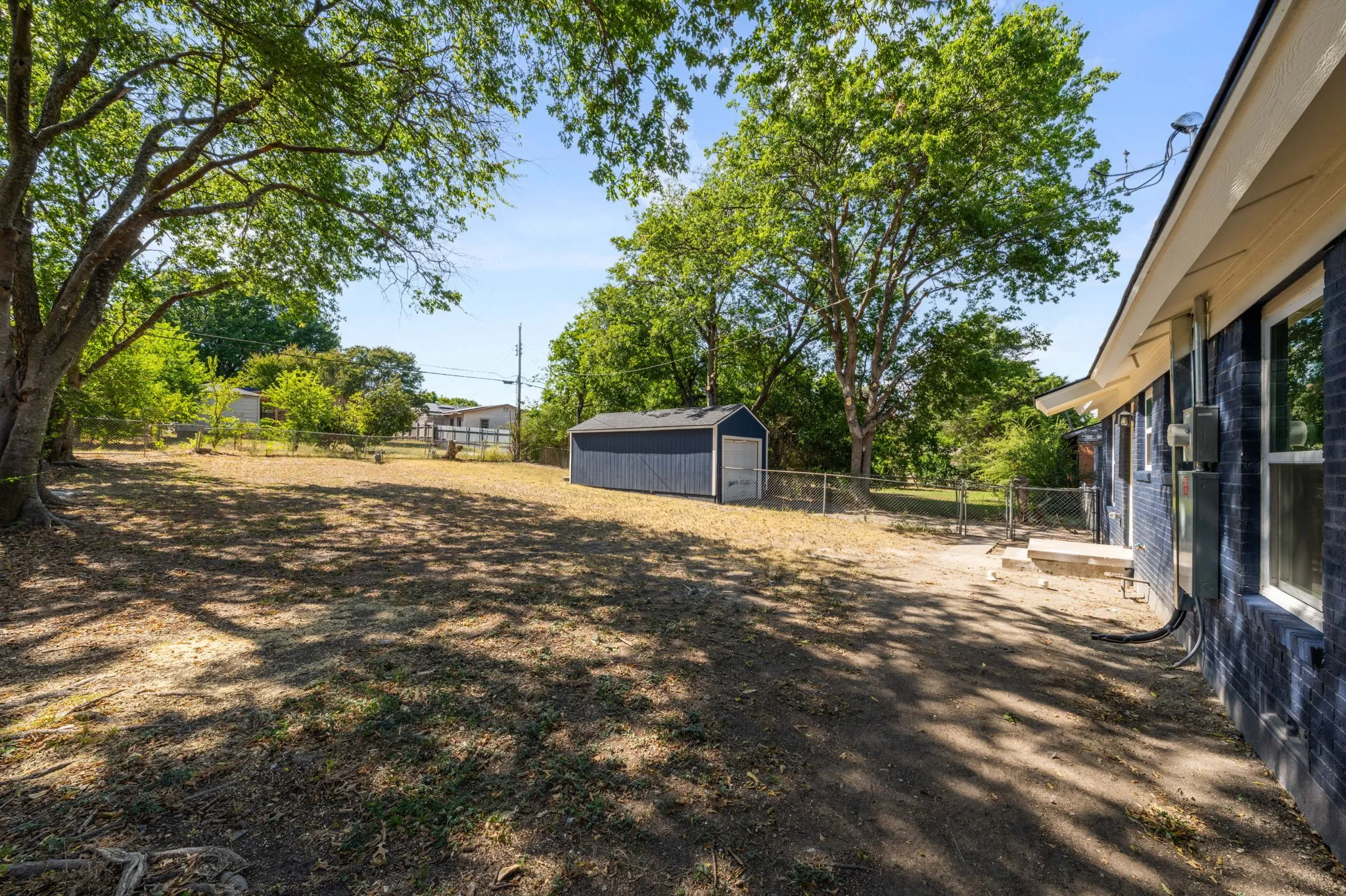 Single Family Residence For Sale in Dallas County , 3631 Idaho Avenue, Dallas, Texas 75216, 3 Bedroom, 2 Bathroom, 1 Garage spaces, 1,079 Sqft, built in 1950, mls#21359244, Real Estate Agent in Dallas, Homes For Sale in Dallas county, Homes For Sale in Dallas, Realtor in Dallas Texas, Real Estate Brokerage Independent Realty Texas, Luminita Cordes Realtor