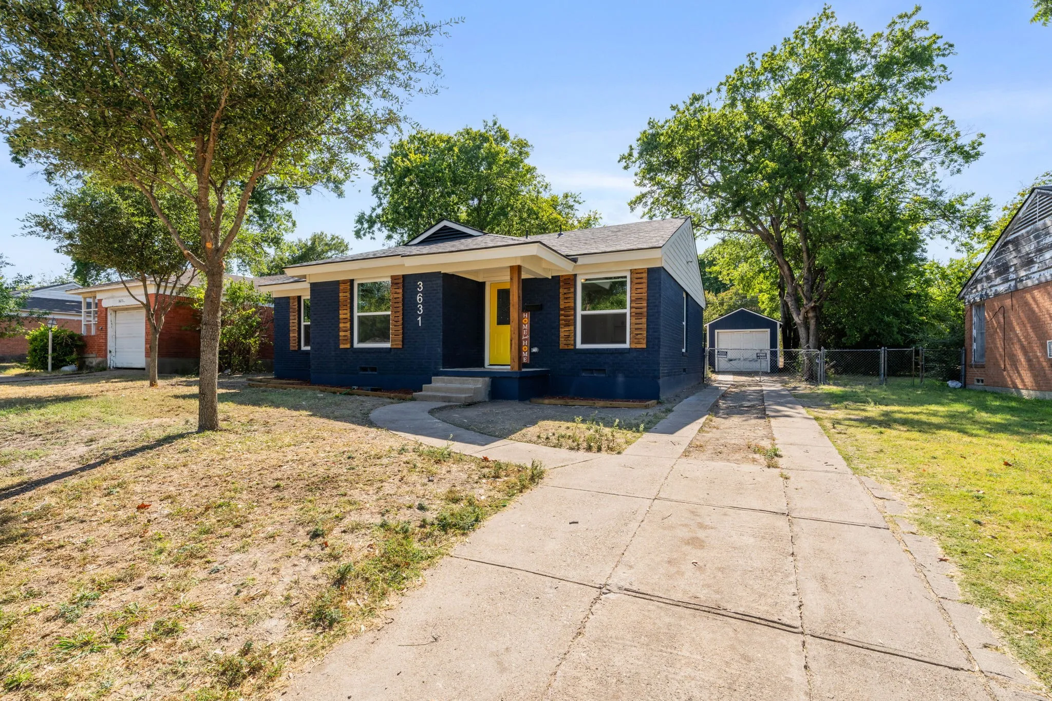 Single Family Residence For Sale in Dallas County , 3631 Idaho Avenue, Dallas, Texas 75216, 3 Bedroom, 2 Bathroom, 1 Garage spaces, 1,079 Sqft, built in 1950, mls#21359244, Real Estate Agent in Dallas, Homes For Sale in Dallas county, Homes For Sale in Dallas, Realtor in Dallas Texas, Real Estate Brokerage Independent Realty Texas, Luminita Cordes Realtor