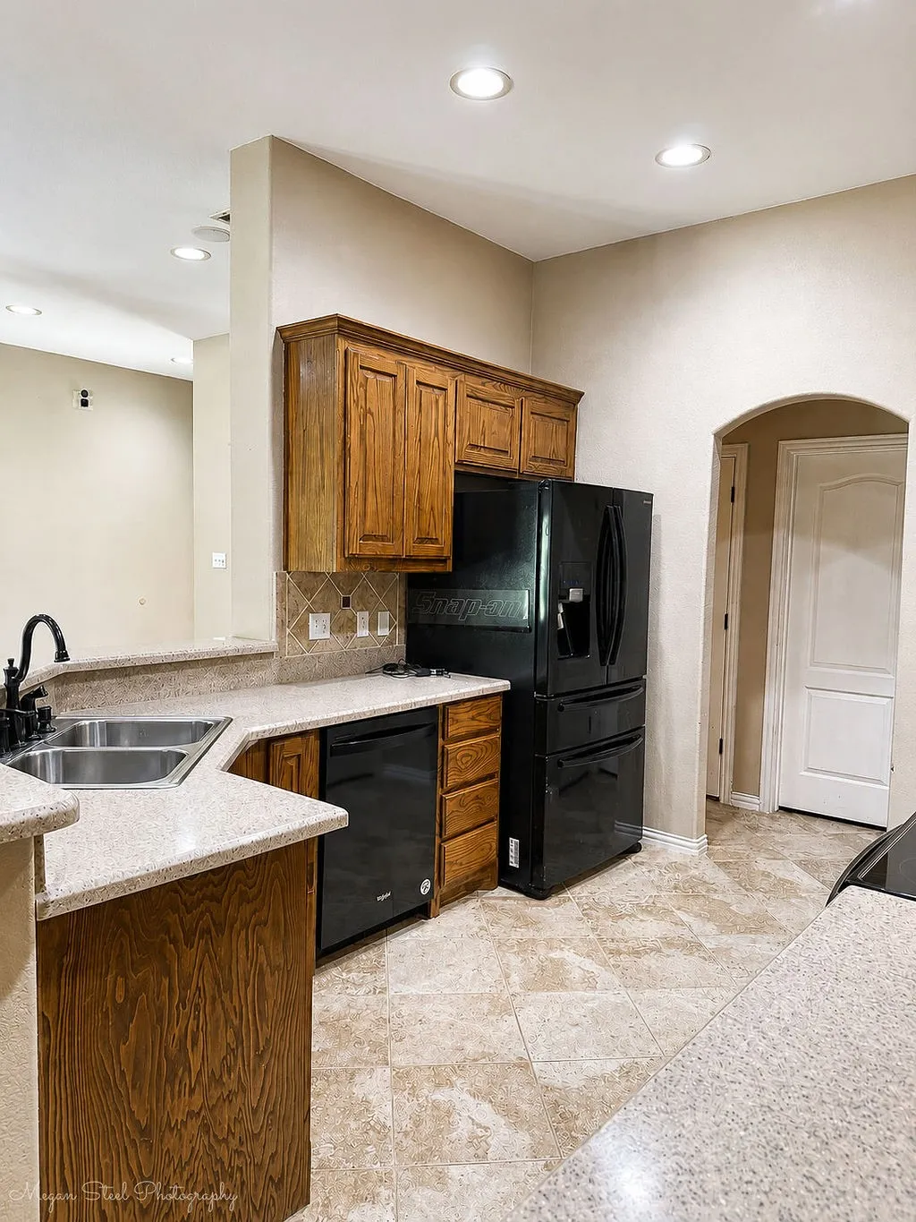 Single Family Residence For Sale in Parker County , 108 Tay Court, Weatherford, Texas 76088, 3 Bedroom, 2 Bathroom, 2 Garage spaces, 1,635 Sqft, built in 2008, mls#21358425, Real Estate Agent in Weatherford, Homes For Sale in Parker county, Homes For Sale in Weatherford, Realtor in Weatherford Texas, Real Estate Brokerage Independent Realty Texas, Luminita Cordes Realtor