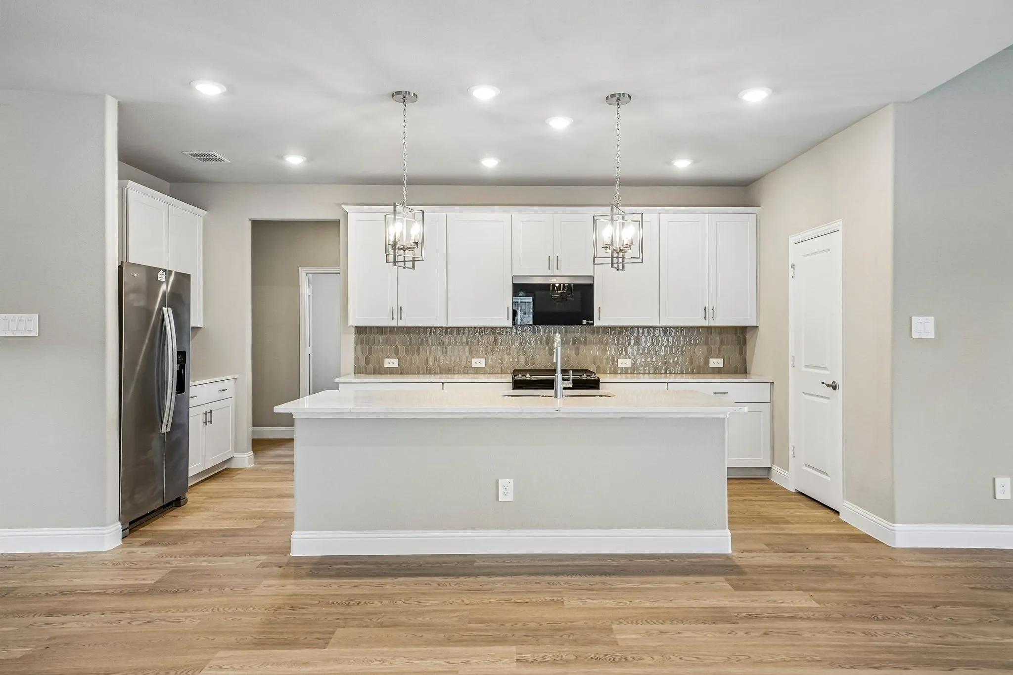 Single Family Residence For Sale in Tarrant County , 3229 Scorpion Lane, Fort Worth, Texas 76179, 4 Bedroom, 3 Bathroom, 2 Garage spaces, 3,100 Sqft, built in 2026, mls#21358529, Real Estate Agent in Fort Worth, Homes For Sale in Tarrant county, Homes For Sale in Fort Worth, Realtor in Fort Worth Texas, Real Estate Brokerage Independent Realty Texas, Luminita Cordes Realtor