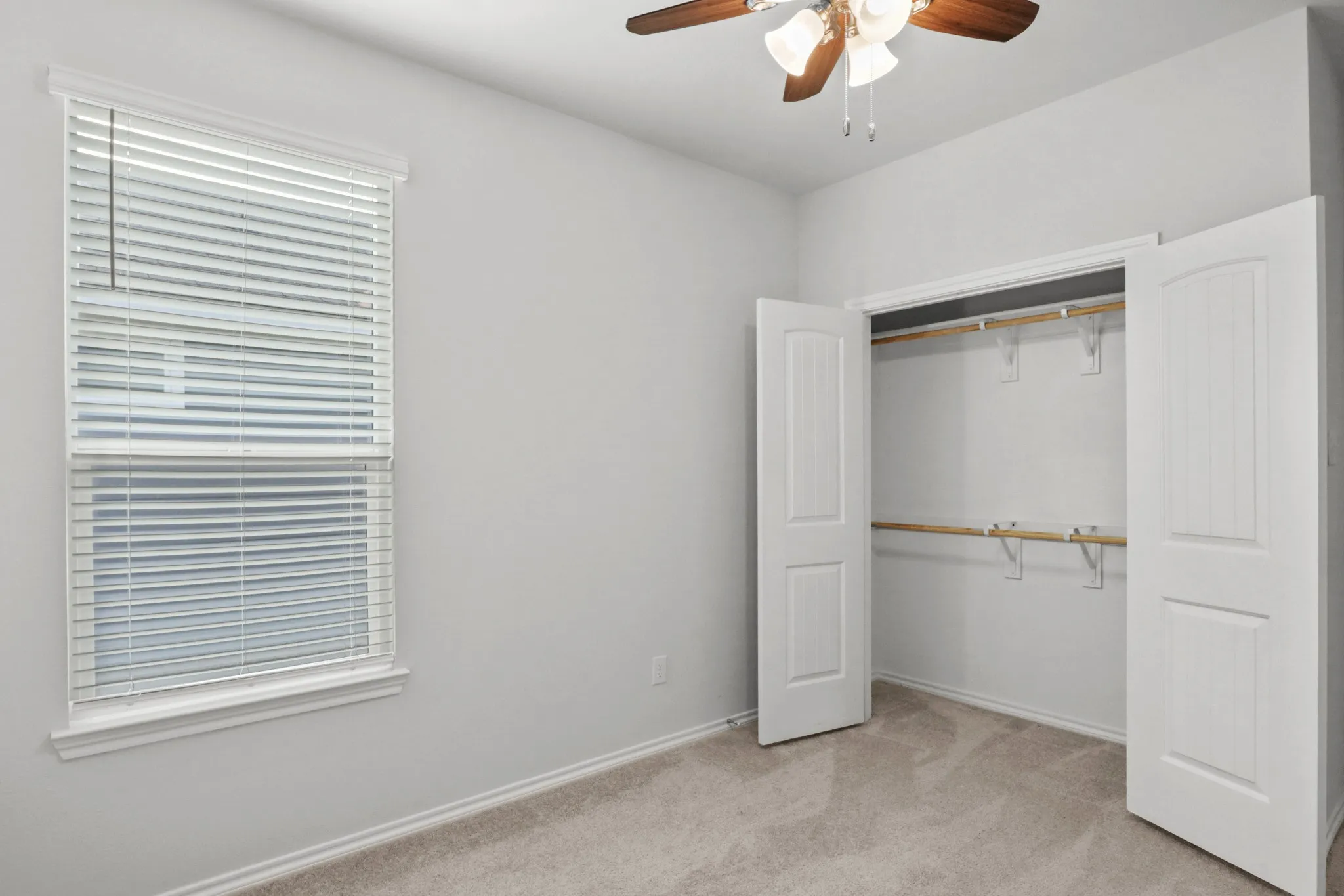 Single Family Residence For Sale in Kaufman County , 2994 Cedeno Drive, Forney, Texas 75126, 3 Bedroom, 2 Bathroom, 2 Garage spaces, 1,461 Sqft, built in 2021, mls#21357938, Real Estate Agent in Forney, Homes For Sale in Kaufman county, Homes For Sale in Forney, Realtor in Forney Texas, Real Estate Brokerage Independent Realty Texas, Luminita Cordes Realtor