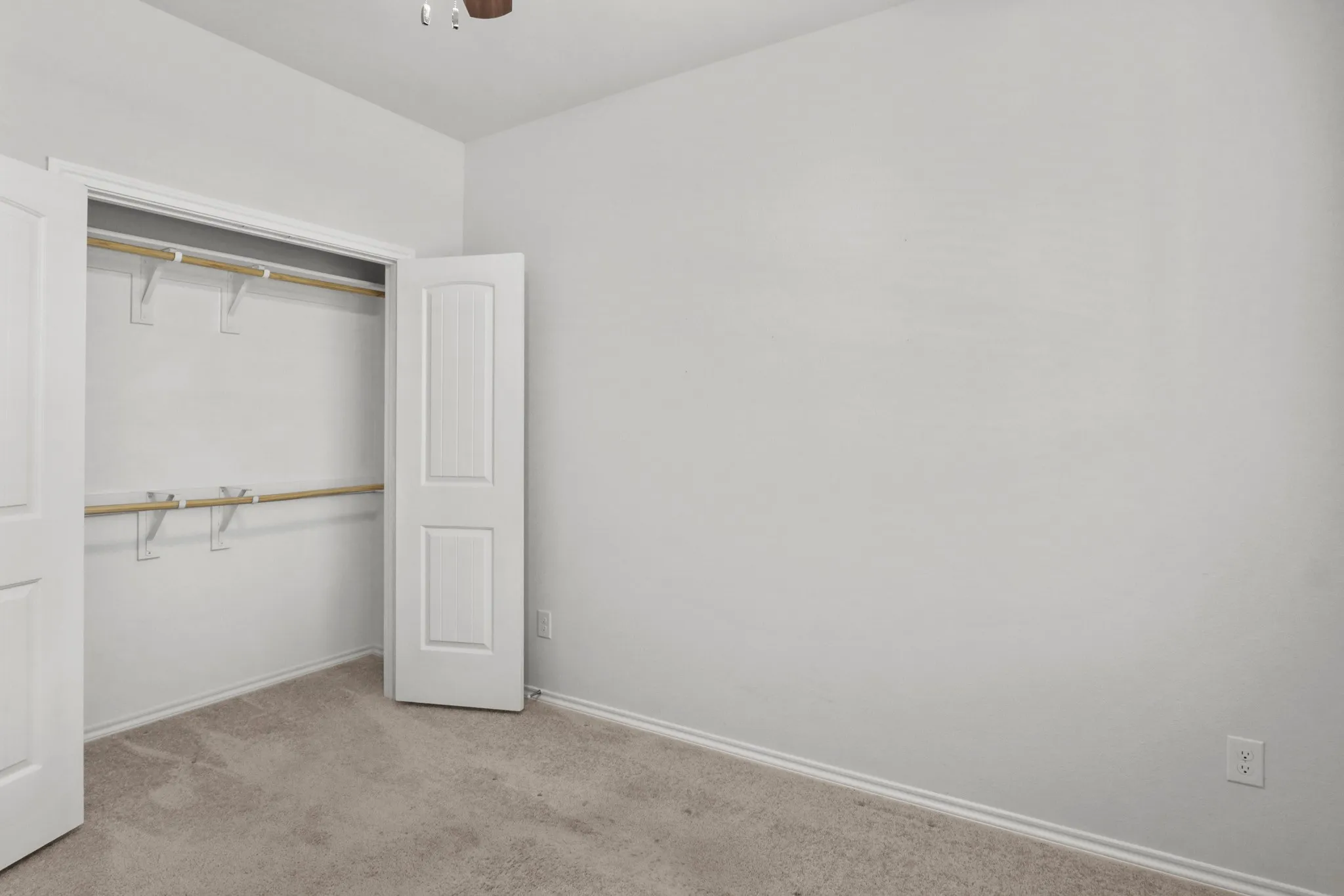Single Family Residence For Sale in Kaufman County , 2994 Cedeno Drive, Forney, Texas 75126, 3 Bedroom, 2 Bathroom, 2 Garage spaces, 1,461 Sqft, built in 2021, mls#21357938, Real Estate Agent in Forney, Homes For Sale in Kaufman county, Homes For Sale in Forney, Realtor in Forney Texas, Real Estate Brokerage Independent Realty Texas, Luminita Cordes Realtor