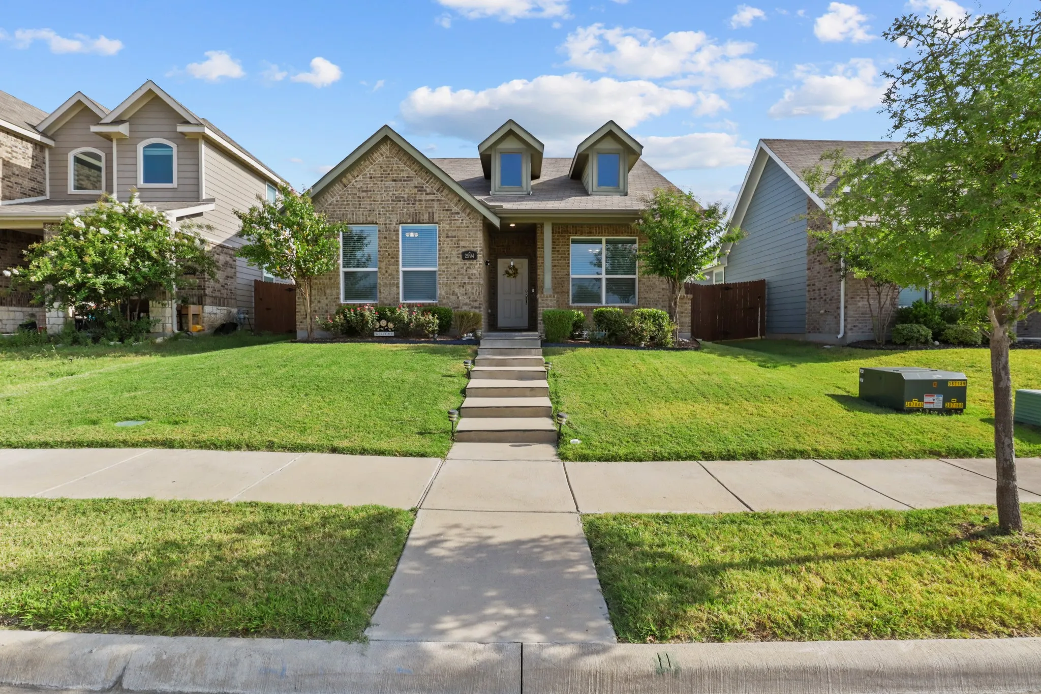 Single Family Residence For Sale in Kaufman County , 2994 Cedeno Drive, Forney, Texas 75126, 3 Bedroom, 2 Bathroom, 2 Garage spaces, 1,461 Sqft, built in 2021, mls#21357938, Real Estate Agent in Forney, Homes For Sale in Kaufman county, Homes For Sale in Forney, Realtor in Forney Texas, Real Estate Brokerage Independent Realty Texas, Luminita Cordes Realtor