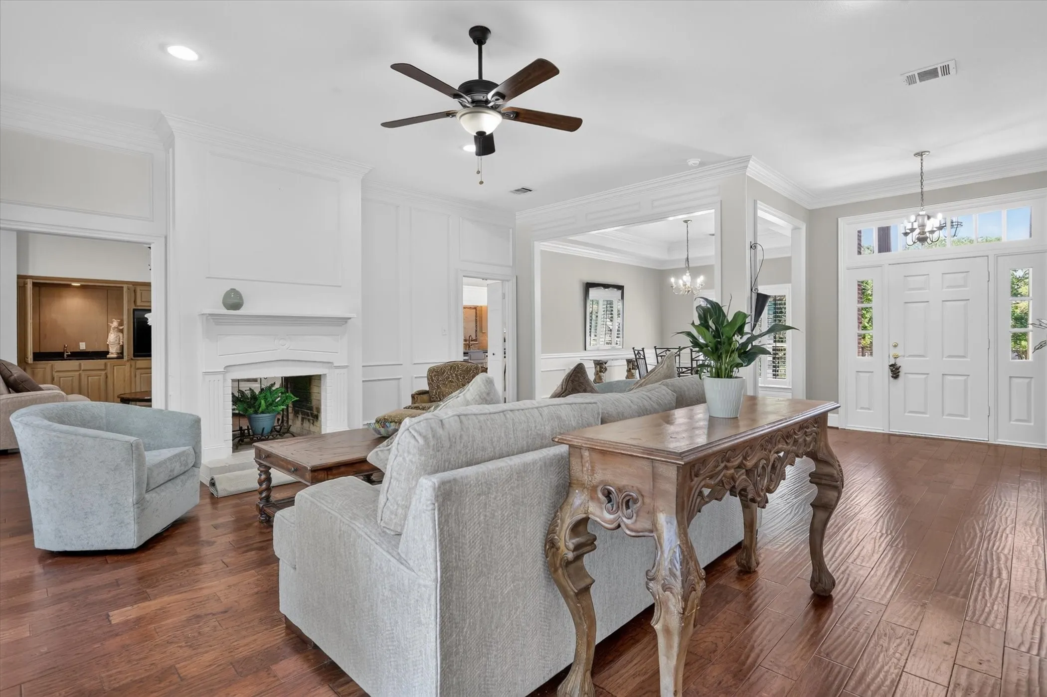 Single Family Residence For Sale in Denton County , 225 Shady Hill Lane, Double Oak, Texas 75077, 3 Bedroom, 3 Bathroom, 2 Garage spaces, 3,256 Sqft, built in 1987, Price $798,000, mls#21359202, Real Estate Agent in Double Oak, Homes For Sale in Denton county, Homes For Sale in Double Oak, Realtor in Double Oak Texas, Real Estate Brokerage Independent Realty Texas, Luminita Cordes Realtor