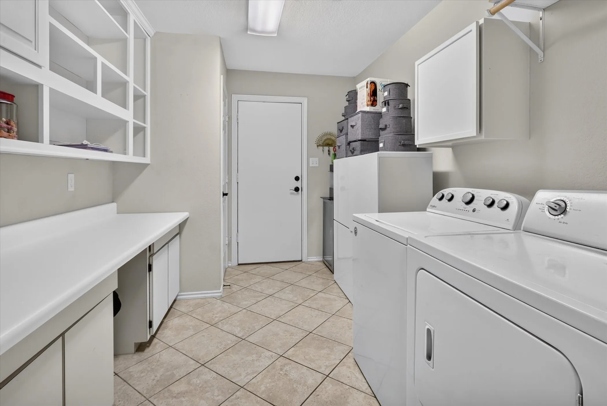 Single Family Residence For Sale in Denton County , 225 Shady Hill Lane, Double Oak, Texas 75077, 3 Bedroom, 3 Bathroom, 2 Garage spaces, 3,256 Sqft, built in 1987, Price $798,000, mls#21359202, Real Estate Agent in Double Oak, Homes For Sale in Denton county, Homes For Sale in Double Oak, Realtor in Double Oak Texas, Real Estate Brokerage Independent Realty Texas, Luminita Cordes Realtor