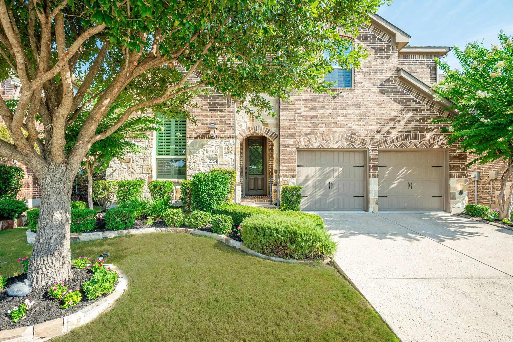 Single Family Residence For Sale in Collin County , 2724 Piersall Drive, Mc Kinney, Texas 75072, 4 Bedroom, 3 Bathroom, 2 Garage spaces, 3,184 Sqft, built in 2014, mls#21351331, Real Estate Agent in Mc Kinney, Homes For Sale in Collin county, Homes For Sale in Mc Kinney, Realtor in Mc Kinney Texas, Real Estate Brokerage Independent Realty Texas, Luminita Cordes Realtor