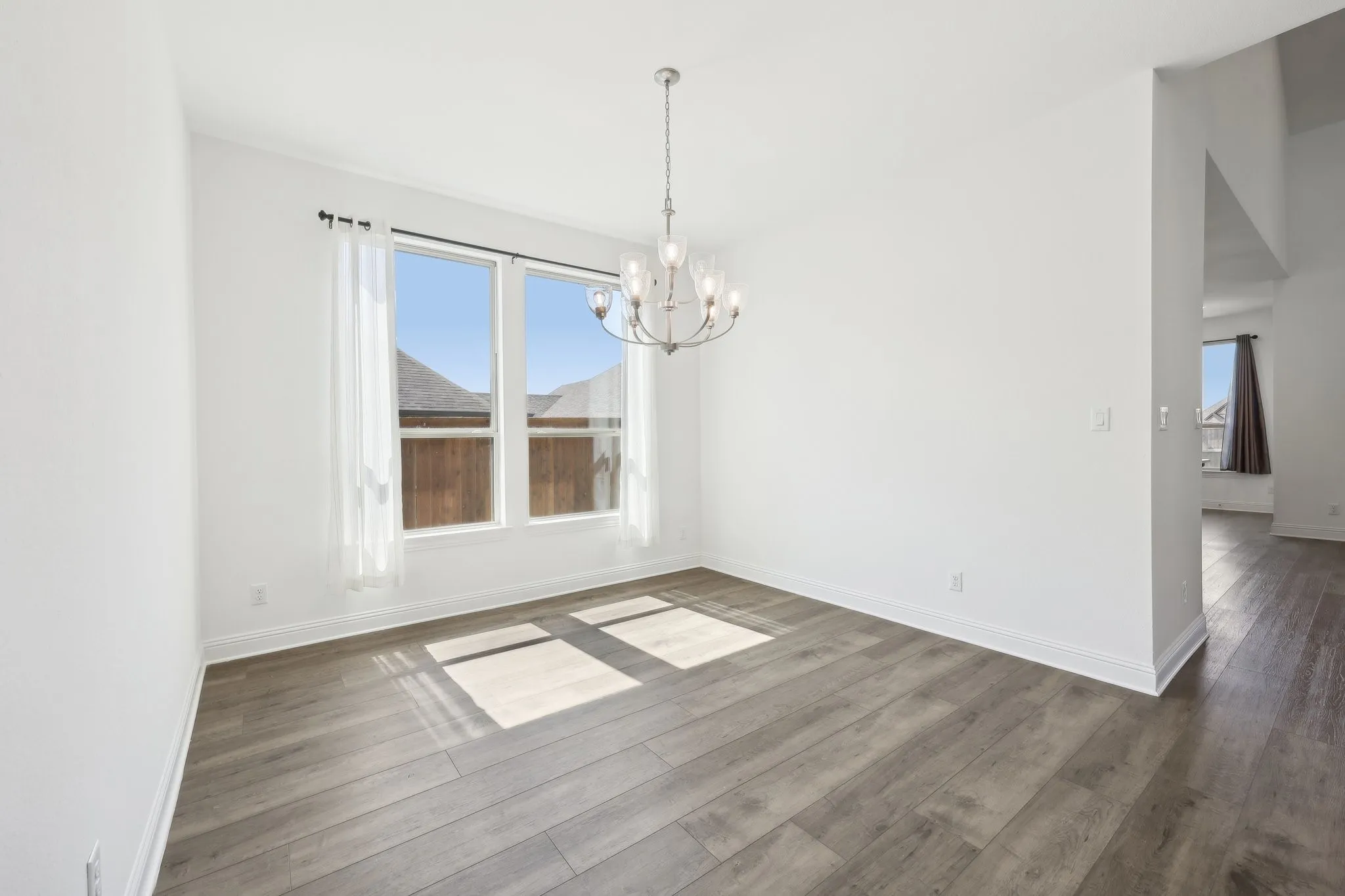 Single Family Residence For Sale in Denton County , 4101 Hawthorn Drive, Aubrey, Texas 76227, 5 Bedroom, 4 Bathroom, 3 Garage spaces, 3,877 Sqft, built in 2021, mls#21357451, Real Estate Agent in Aubrey, Homes For Sale in Denton county, Homes For Sale in Aubrey, Realtor in Aubrey Texas, Real Estate Brokerage Independent Realty Texas, Luminita Cordes Realtor