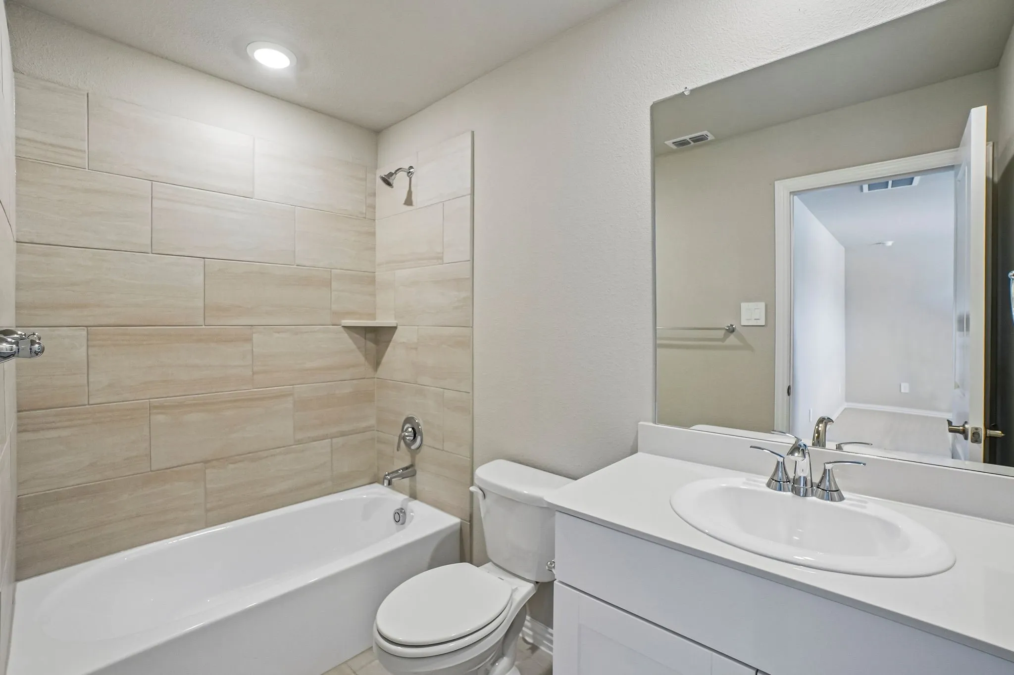 Photo is not of the actual home, but is an inspirational photo of builder’s model home and may depict options, furnishings, and/or decorator features that are not included.