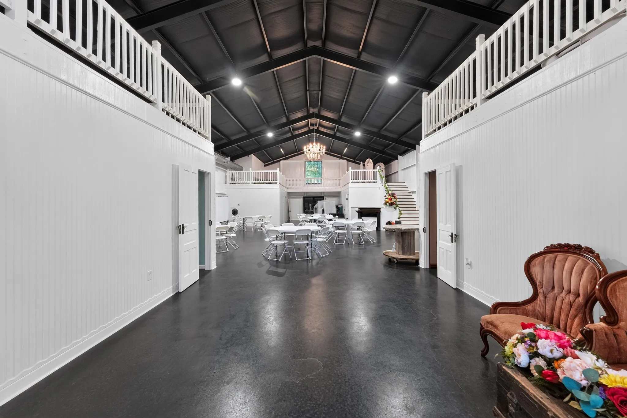 Farm For Sale in Van Zandt County , 735 County Road 3211, Wills Point, Texas 75169, 1 Bedroom, 5 Bathroom, Garage spaces, 3,200 Sqft, built in 2023, mls#21359816, Real Estate Agent in Wills Point, Homes For Sale in Van Zandt county, Homes For Sale in Wills Point, Realtor in Wills Point Texas, Real Estate Brokerage Independent Realty Texas, Luminita Cordes Realtor