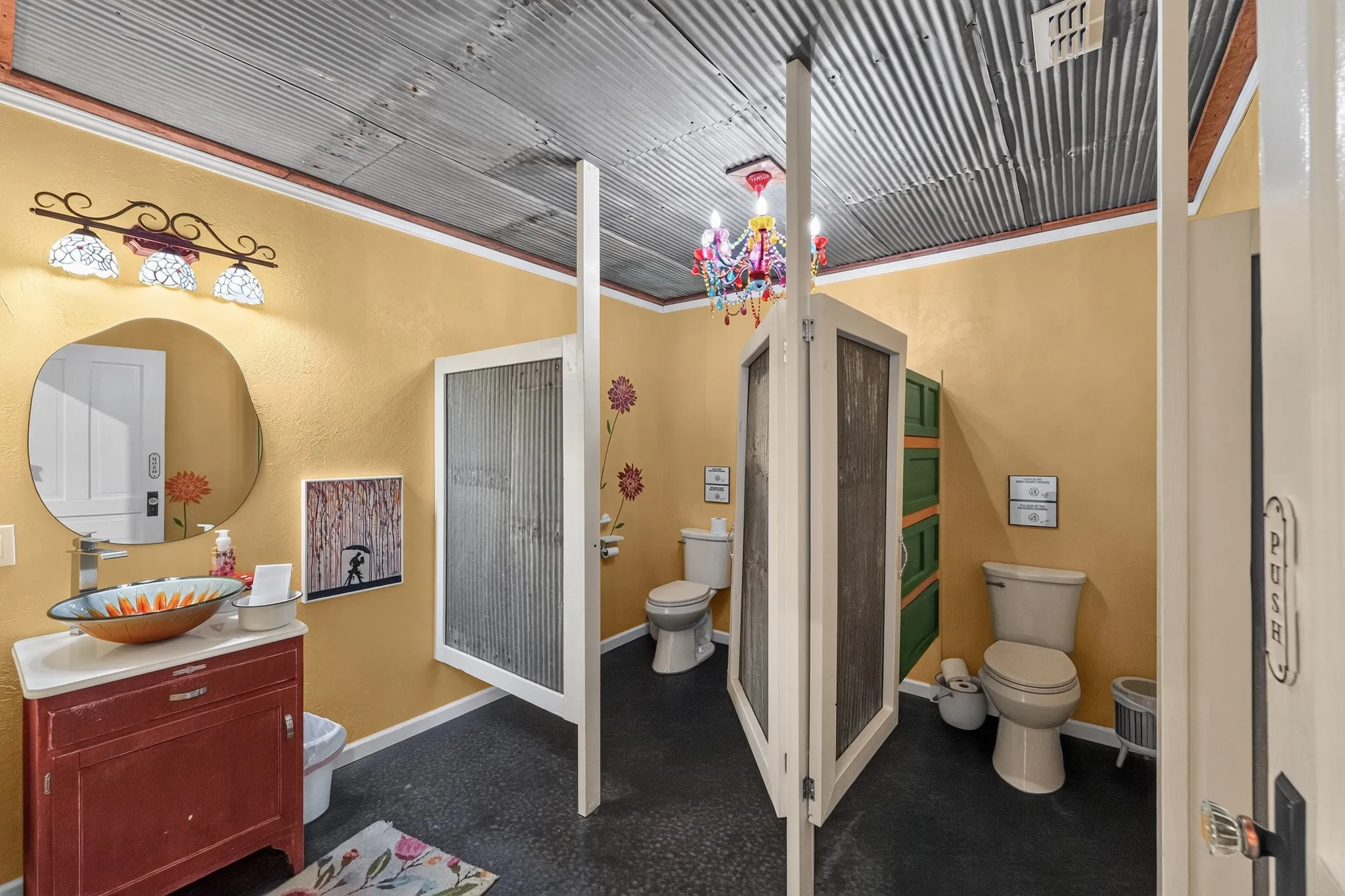 Farm For Sale in Van Zandt County , 735 County Road 3211, Wills Point, Texas 75169, 1 Bedroom, 5 Bathroom, Garage spaces, 3,200 Sqft, built in 2023, mls#21359816, Real Estate Agent in Wills Point, Homes For Sale in Van Zandt county, Homes For Sale in Wills Point, Realtor in Wills Point Texas, Real Estate Brokerage Independent Realty Texas, Luminita Cordes Realtor