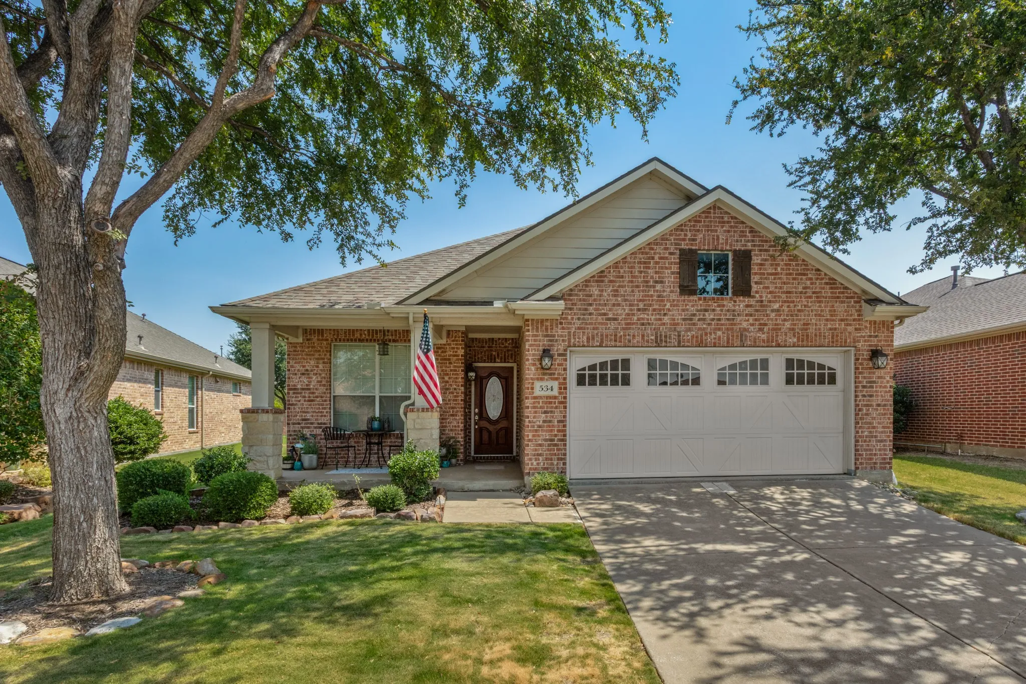 Single Family Residence For Sale in Denton County , 534 Rockledge Court, Frisco, Texas 75036, 3 Bedroom, 2 Bathroom, 2 Garage spaces, 1,676 Sqft, built in 2006, mls#21351708, Real Estate Agent in Frisco, Homes For Sale in Denton county, Homes For Sale in Frisco, Realtor in Frisco Texas, Real Estate Brokerage Independent Realty Texas, Luminita Cordes Realtor
