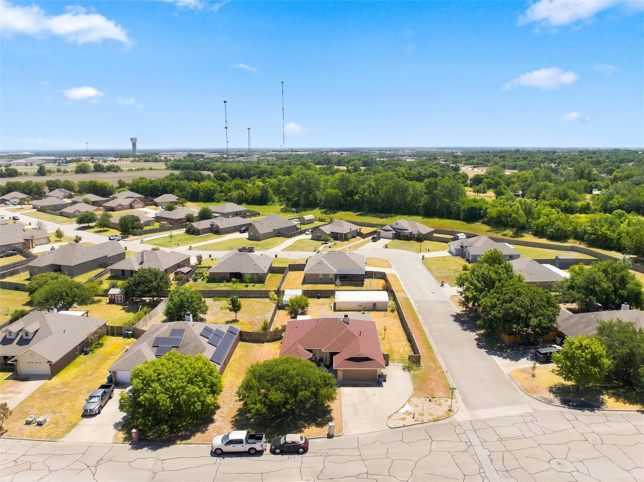 Single Family Residence For Sale in Mc Lennan County , 601 Sapphire Boulevard, Hewitt, Texas 76643, 3 Bedroom, 2 Bathroom, 2 Garage spaces, 1,533 Sqft, built in 2004, mls#21358775, Real Estate Agent in Hewitt, Homes For Sale in Mc Lennan county, Homes For Sale in Hewitt, Realtor in Hewitt Texas, Real Estate Brokerage Independent Realty Texas, Luminita Cordes Realtor