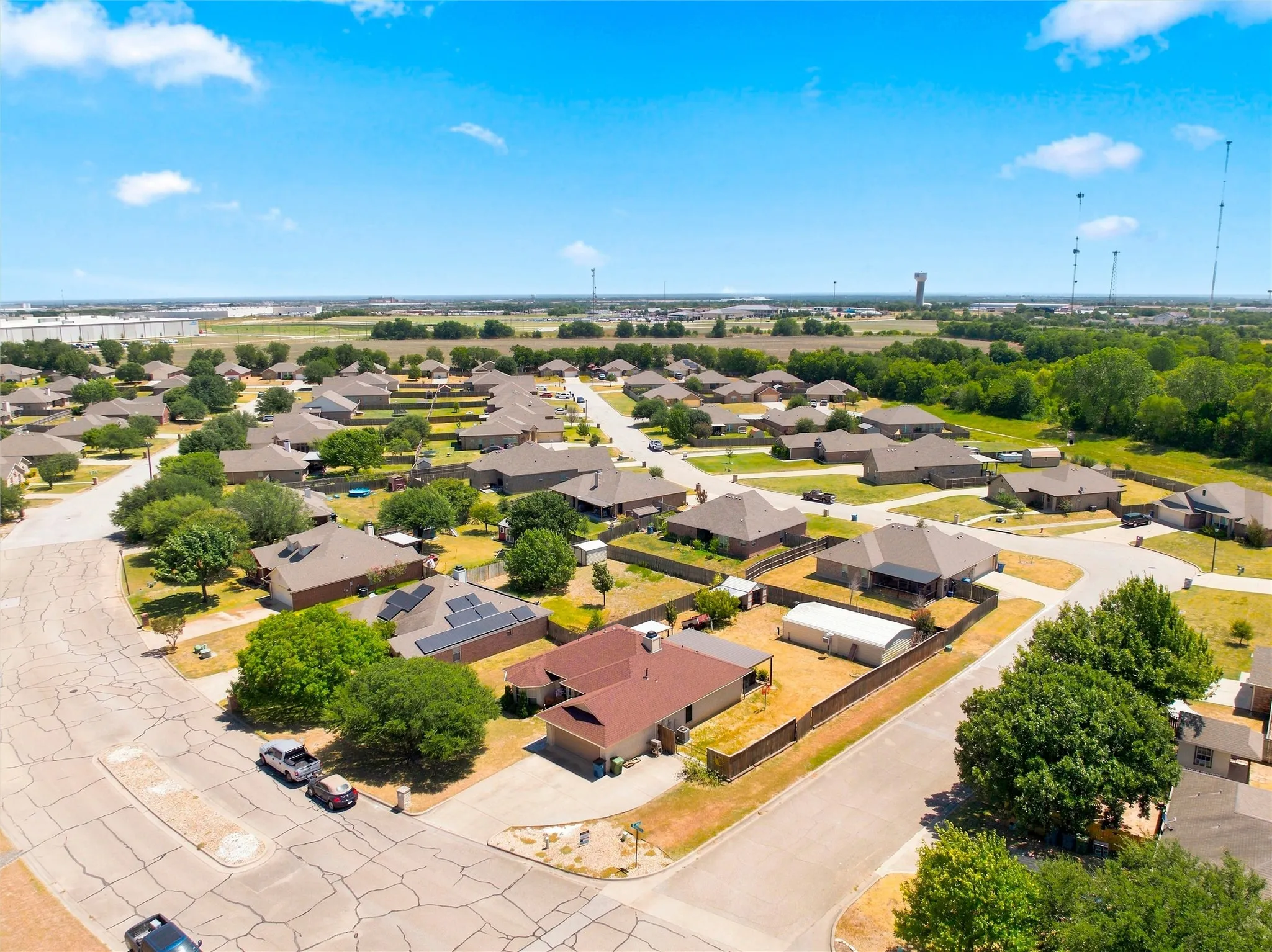 Single Family Residence For Sale in Mc Lennan County , 601 Sapphire Boulevard, Hewitt, Texas 76643, 3 Bedroom, 2 Bathroom, 2 Garage spaces, 1,533 Sqft, built in 2004, mls#21358775, Real Estate Agent in Hewitt, Homes For Sale in Mc Lennan county, Homes For Sale in Hewitt, Realtor in Hewitt Texas, Real Estate Brokerage Independent Realty Texas, Luminita Cordes Realtor