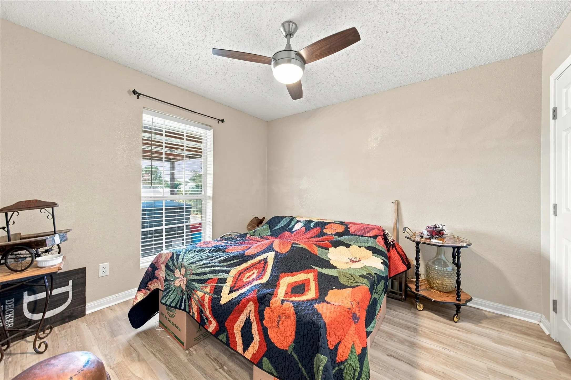 Single Family Residence For Sale in Mc Lennan County , 601 Sapphire Boulevard, Hewitt, Texas 76643, 3 Bedroom, 2 Bathroom, 2 Garage spaces, 1,533 Sqft, built in 2004, mls#21358775, Real Estate Agent in Hewitt, Homes For Sale in Mc Lennan county, Homes For Sale in Hewitt, Realtor in Hewitt Texas, Real Estate Brokerage Independent Realty Texas, Luminita Cordes Realtor